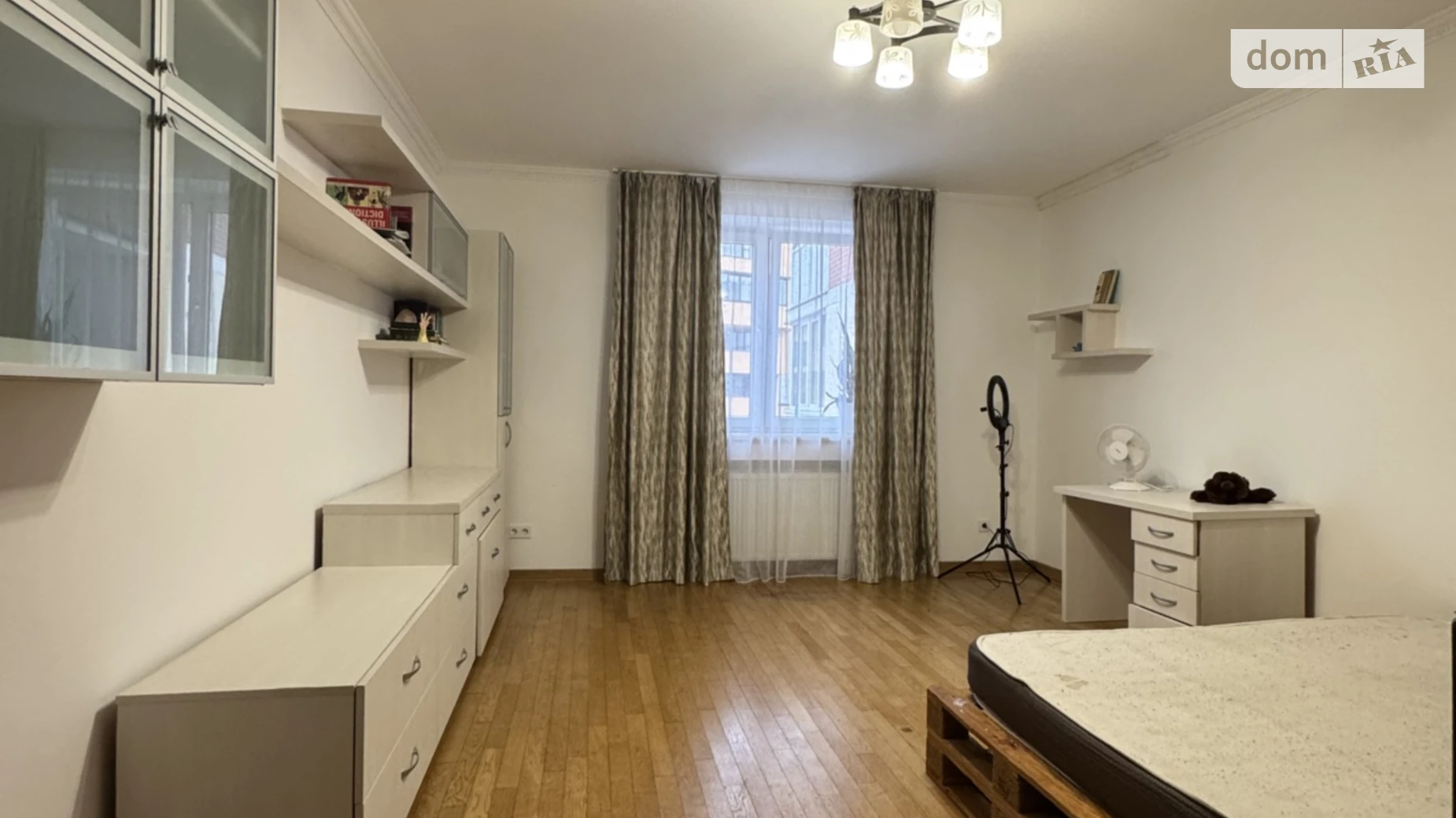 Сдается в аренду 1-комнатная квартира 52 кв. м в Львове, ул. Круглая, 7А - фото 5