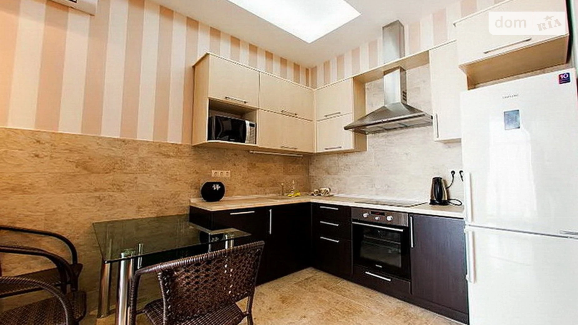 Сдается в аренду 2-комнатная квартира 90 кв. м в Одессе, плато Аркадийское(Гагаринское), 5/3 - фото 4