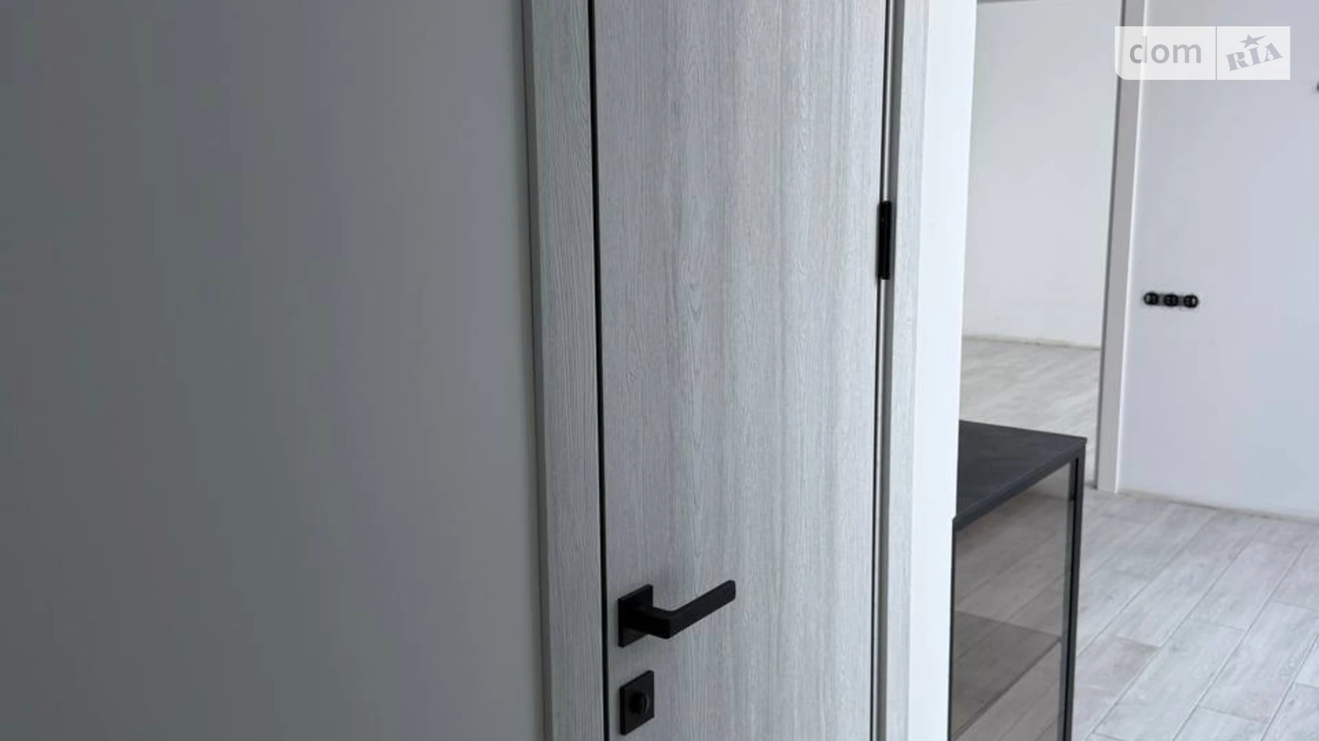 Продается 1-комнатная квартира 34 кв. м в Ровно, ул. Вербова, 115 - фото 5