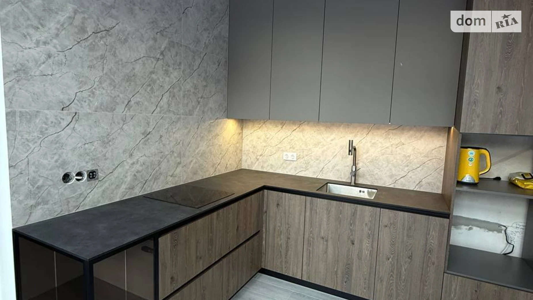 Продается 1-комнатная квартира 34 кв. м в Ровно, ул. Вербова, 115 - фото 3