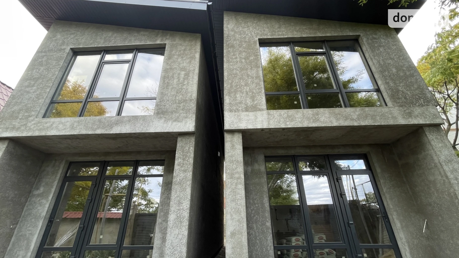 Продается дом на 2 этажа 105 кв. м с камином, цена: 130000 $ - фото 4