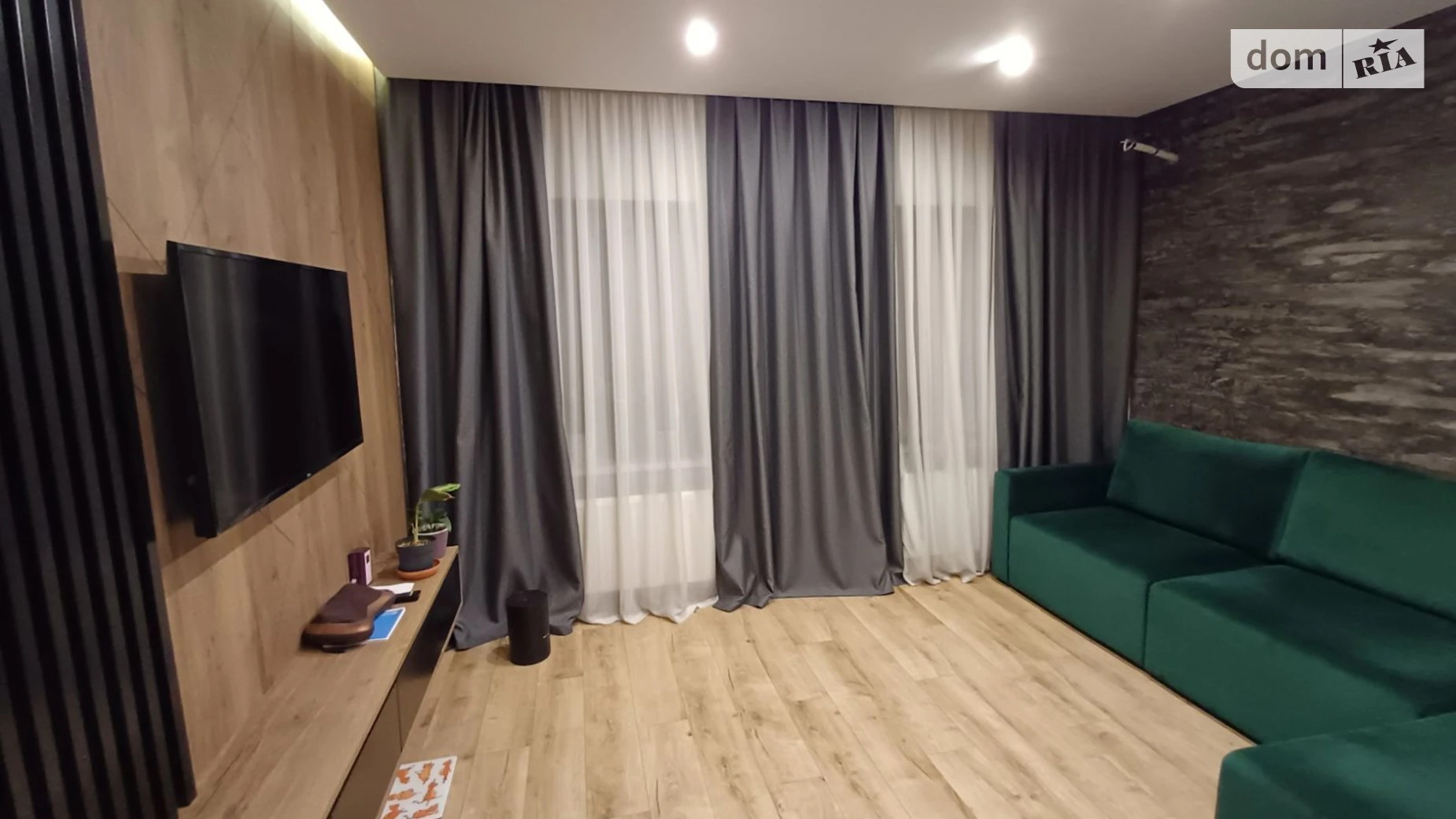 Сдается в аренду дом на 2 этажа 120 кв. м с балконом, цена: 1700 $ - фото 3