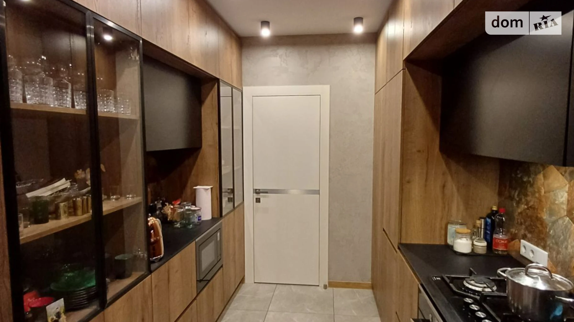 Сдается в аренду дом на 2 этажа 120 кв. м с балконом, цена: 1700 $ - фото 5