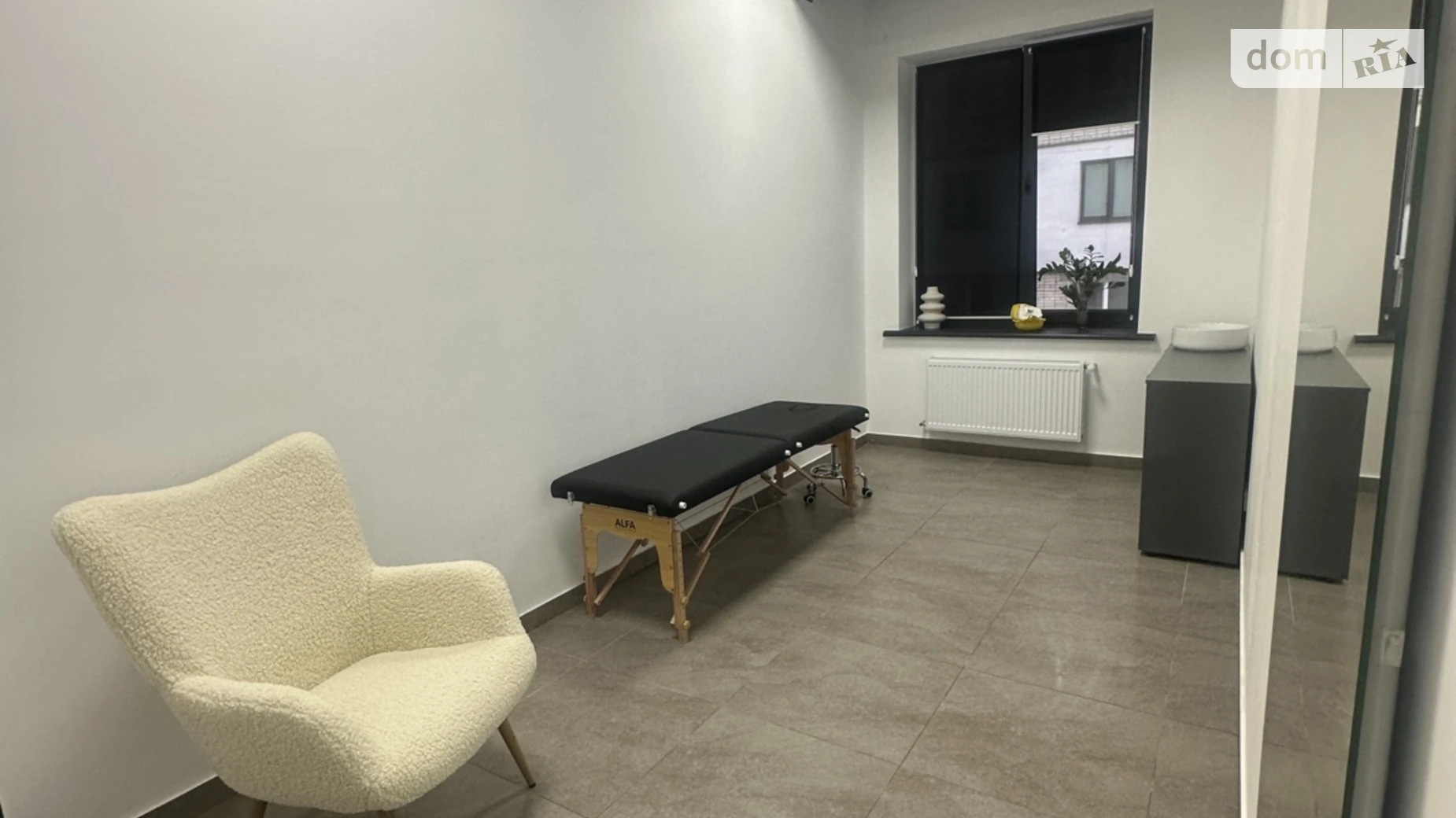 Сдается в аренду офис 18 кв. м в бизнес-центре, цена: 5000 грн - фото 2