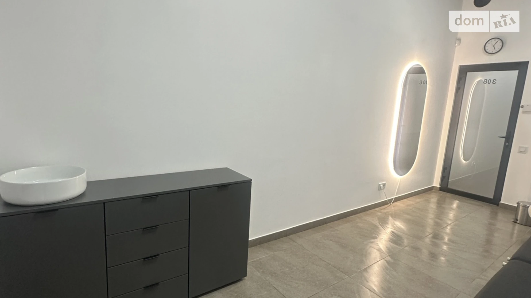 Сдается в аренду офис 18 кв. м в бизнес-центре, цена: 5000 грн - фото 4