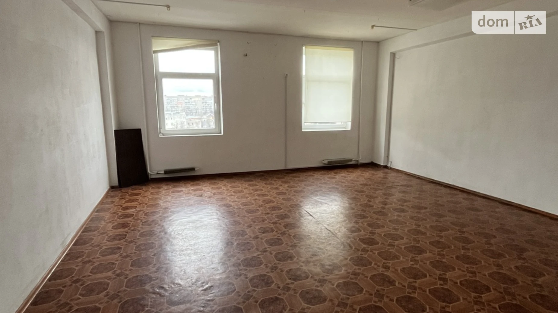 Сдается в аренду офис 186 кв. м в бизнес-центре, цена: 9300 грн - фото 2