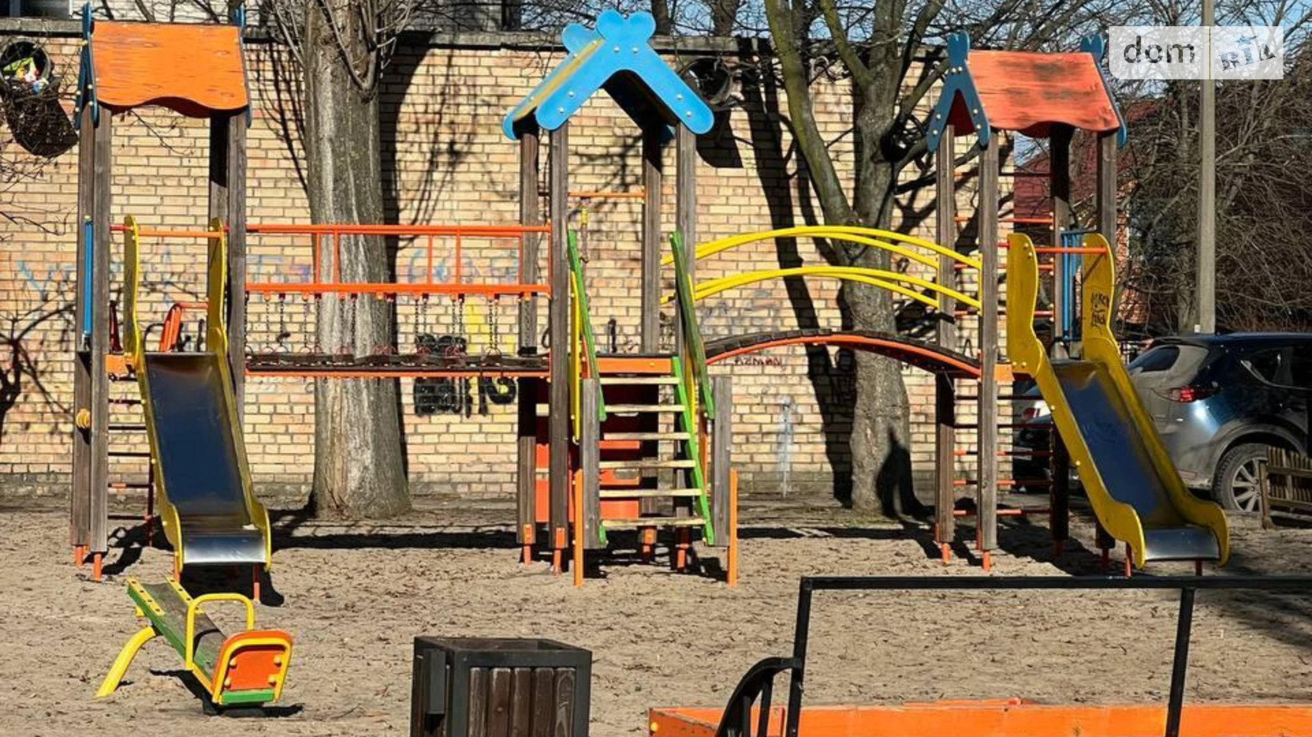 Продается 3-комнатная квартира 74.4 кв. м в Ирпене, ул. Авиаконструктора Антонова(Ленинградская) - фото 2