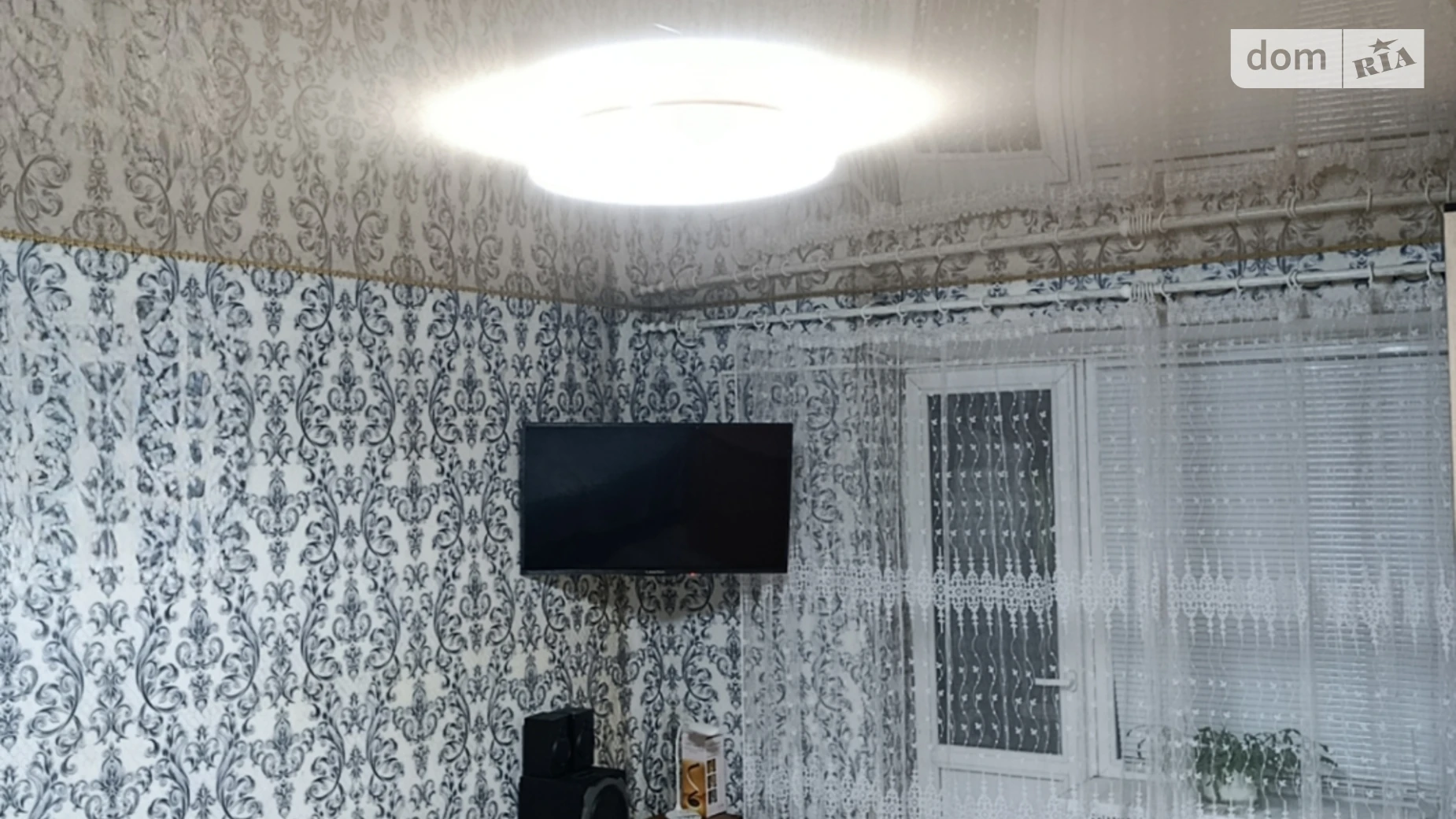 Продается 2-комнатная квартира 50.7 кв. м в Богуславе, ул. Вишневая - фото 2