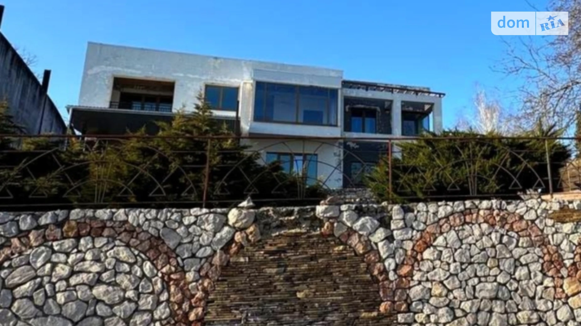 Продается дом на 2 этажа 286.3 кв. м с камином, цена: 80000 $ - фото 4