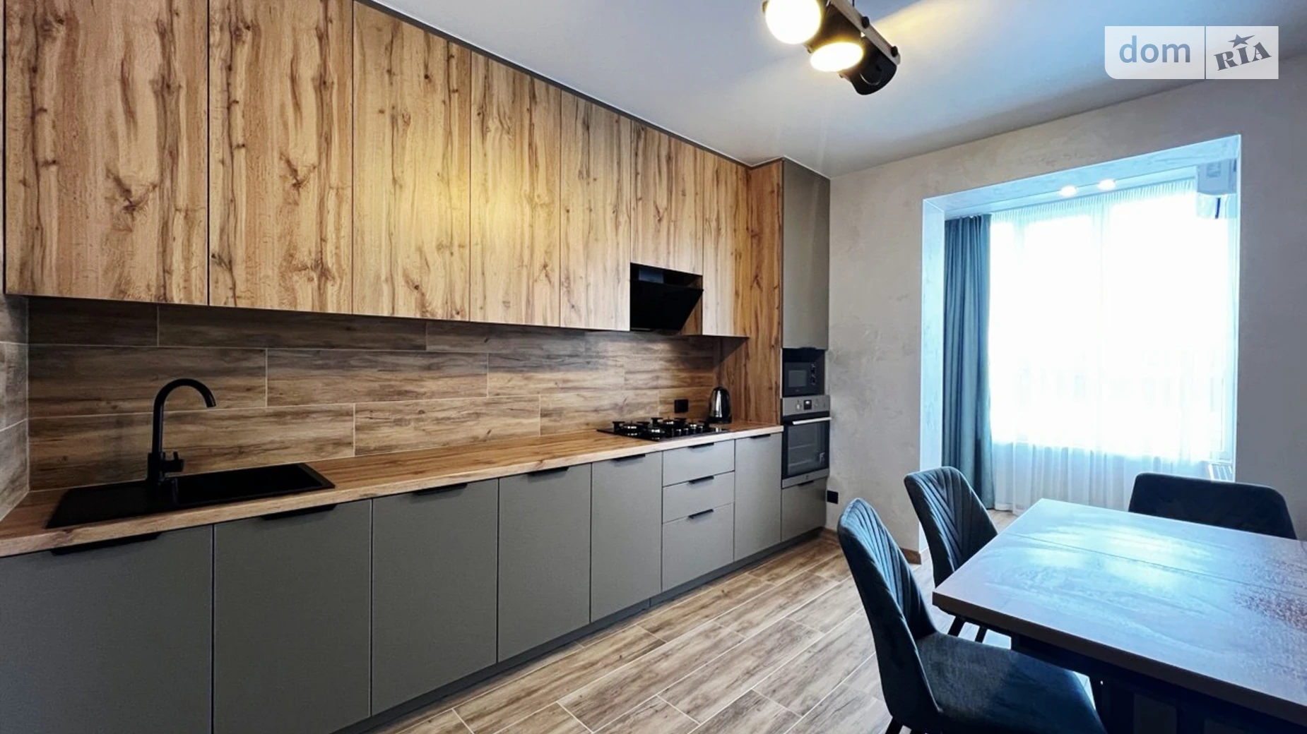 Продается 1-комнатная квартира 44.5 кв. м в Чернигове, ул. Лесная, 42Б - фото 2