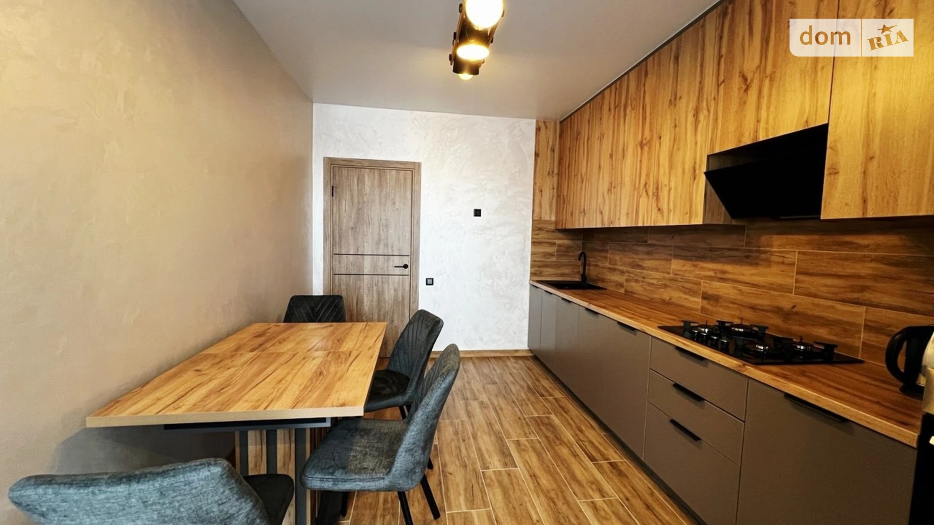 Продается 1-комнатная квартира 44.5 кв. м в Чернигове, ул. Лесная, 42Б - фото 3