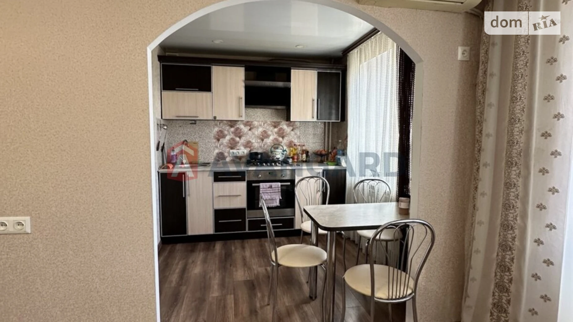 1-комнатная квартира 33 кв. м в Запорожье, ул. Александровская, 114А - фото 2