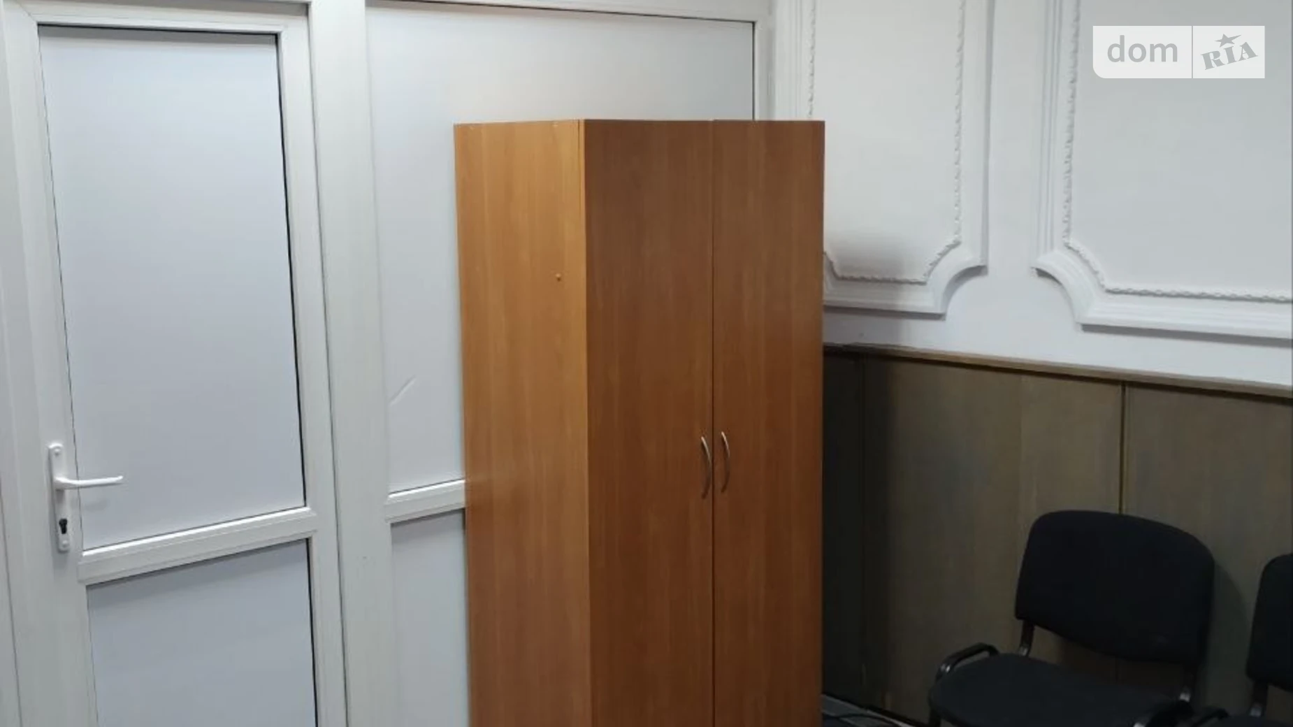 Сдается в аренду офис 12 кв. м в бизнес-центре, цена: 7600 грн - фото 2