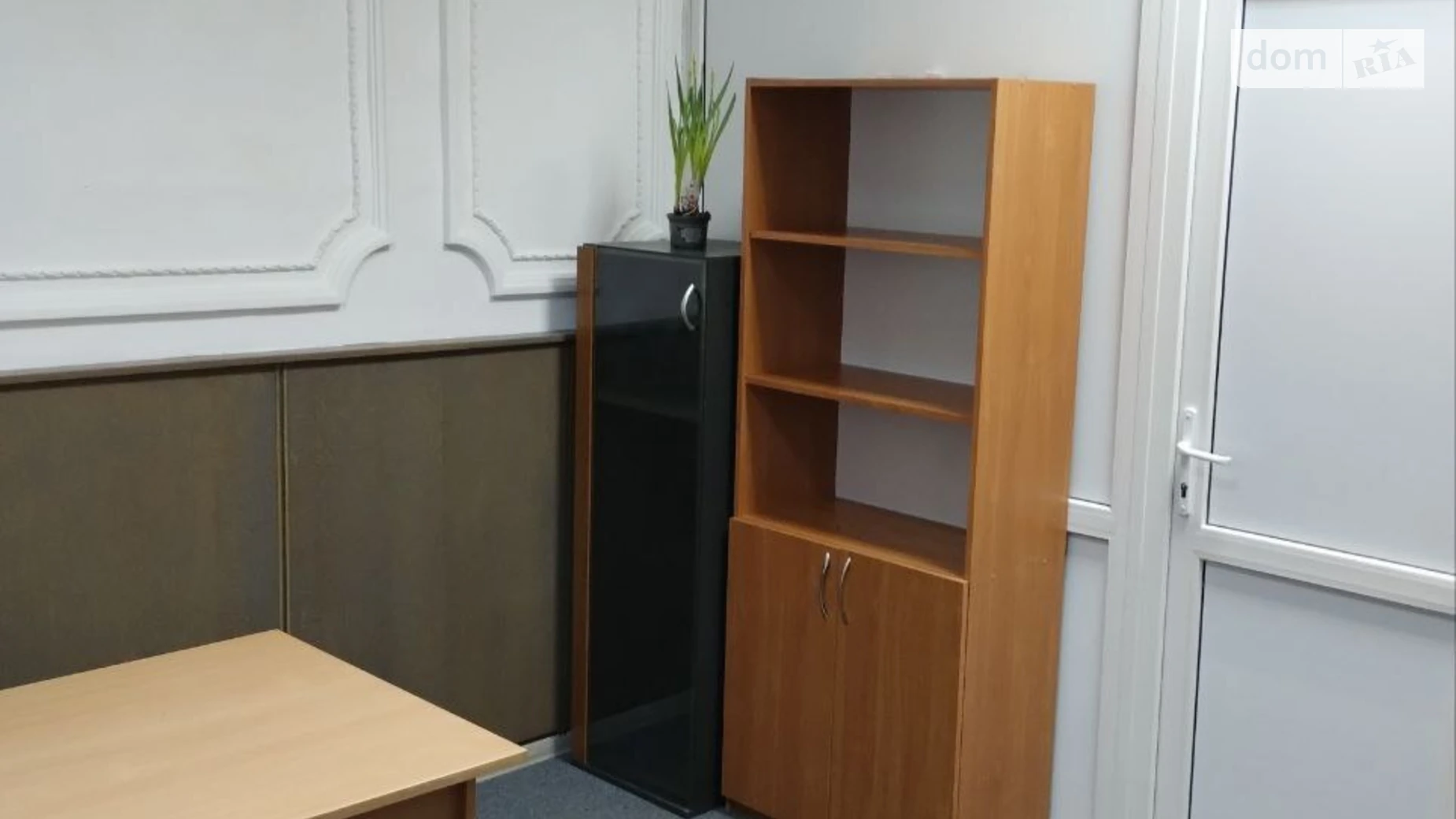 Сдается в аренду офис 12 кв. м в бизнес-центре, цена: 7600 грн - фото 3