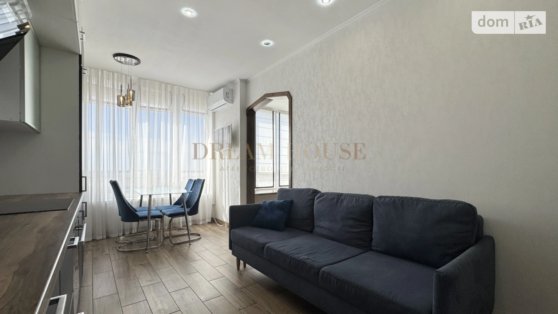 Продается 1-комнатная квартира 42.7 кв. м в Буче, бул. Леонида Бирюкова, 2А - фото 3