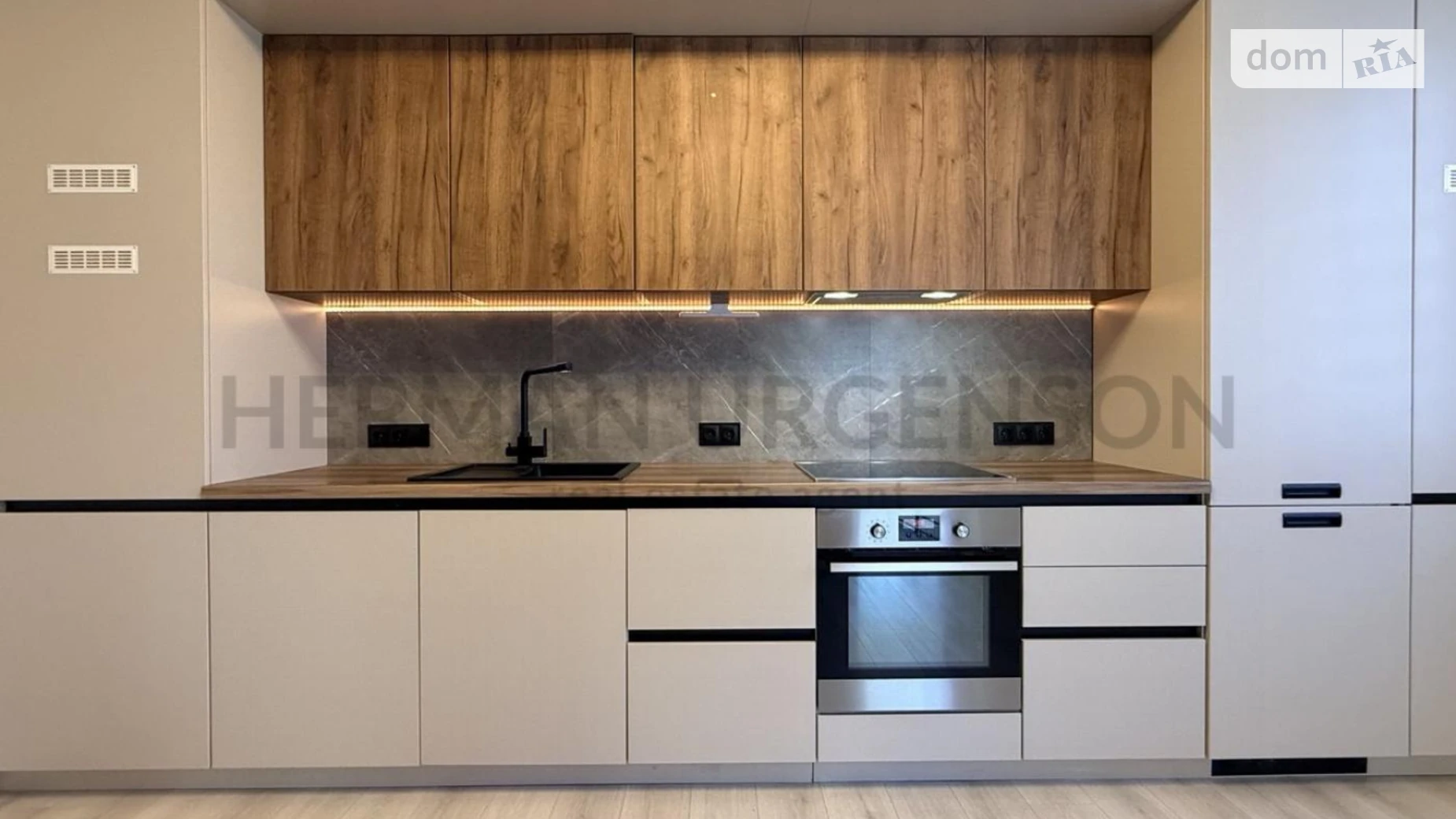 Продается 2-комнатная квартира 80 кв. м в Ужгороде, ул. Вишневая(Осипенко) - фото 2