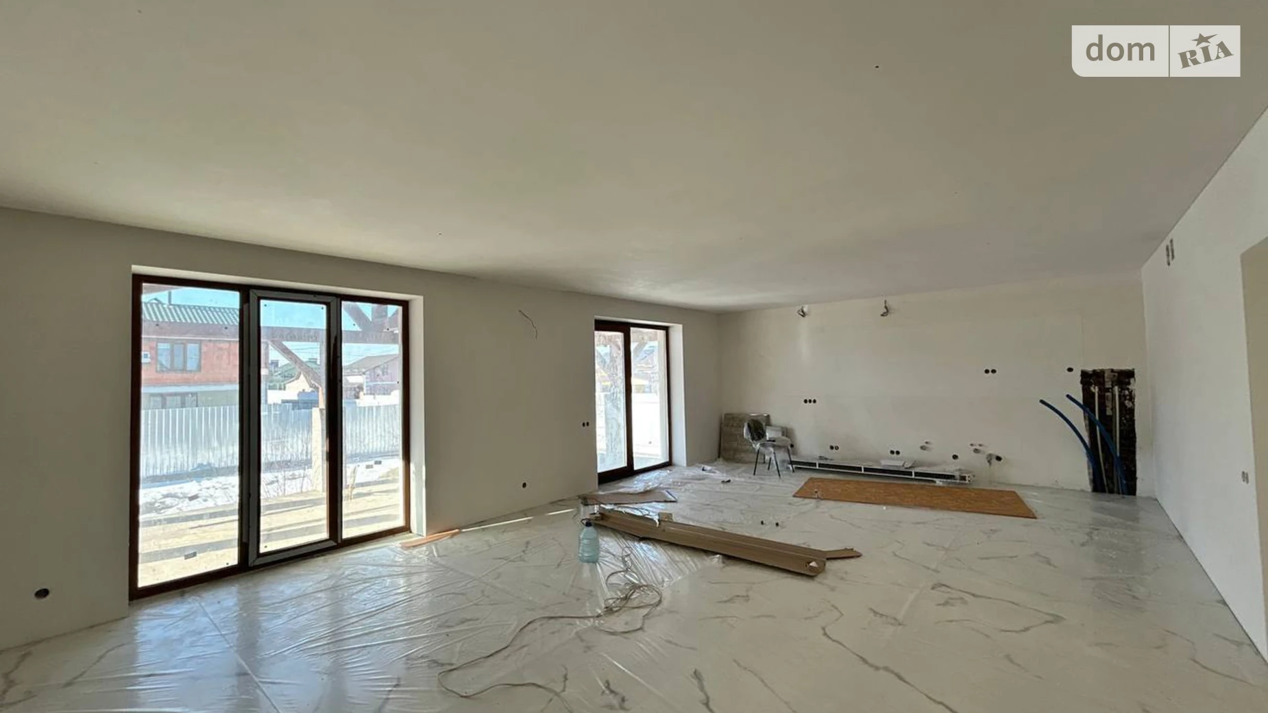 Продается дом на 2 этажа 228 кв. м с террасой, цена: 240000 $ - фото 3