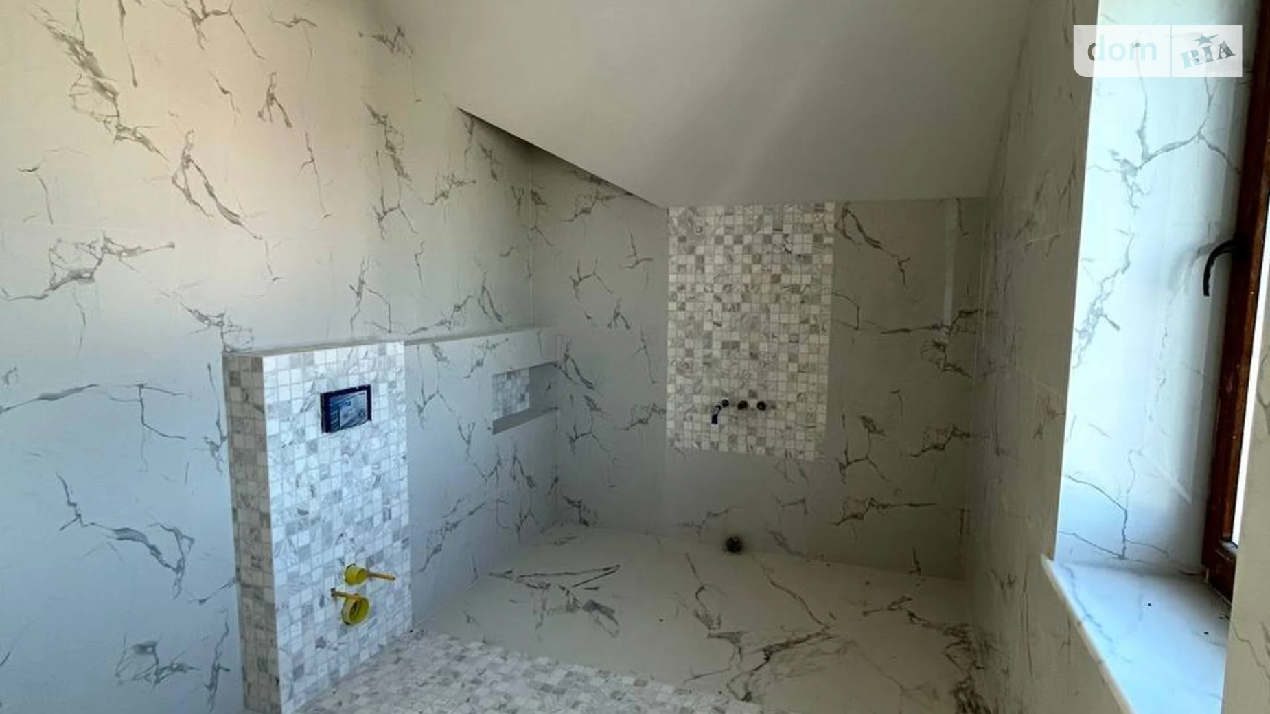 Продается дом на 2 этажа 228 кв. м с террасой, цена: 240000 $ - фото 4