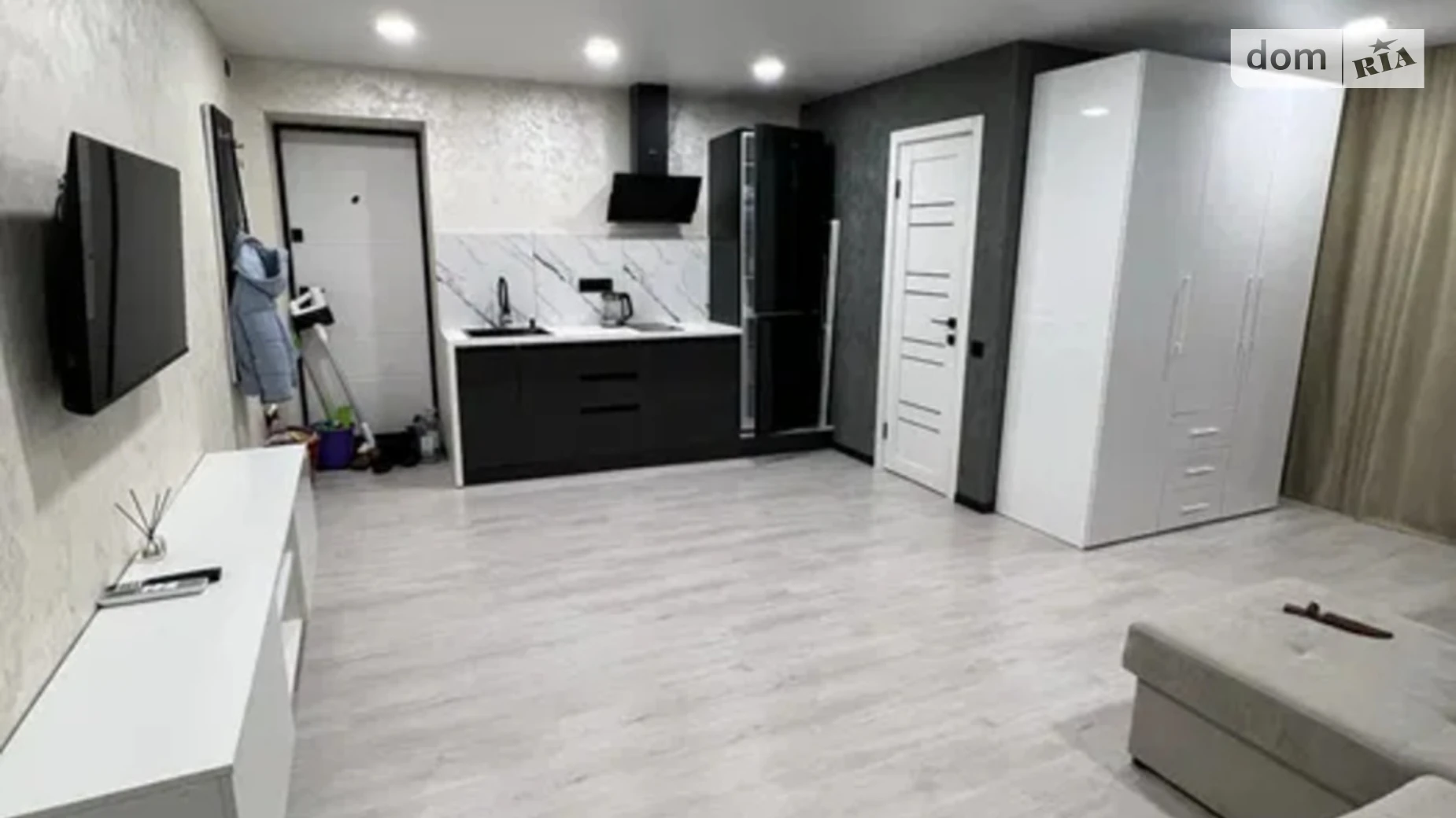 Продается 1-комнатная квартира 35 кв. м в Кривом Роге, ул. Украинская, 78 - фото 4