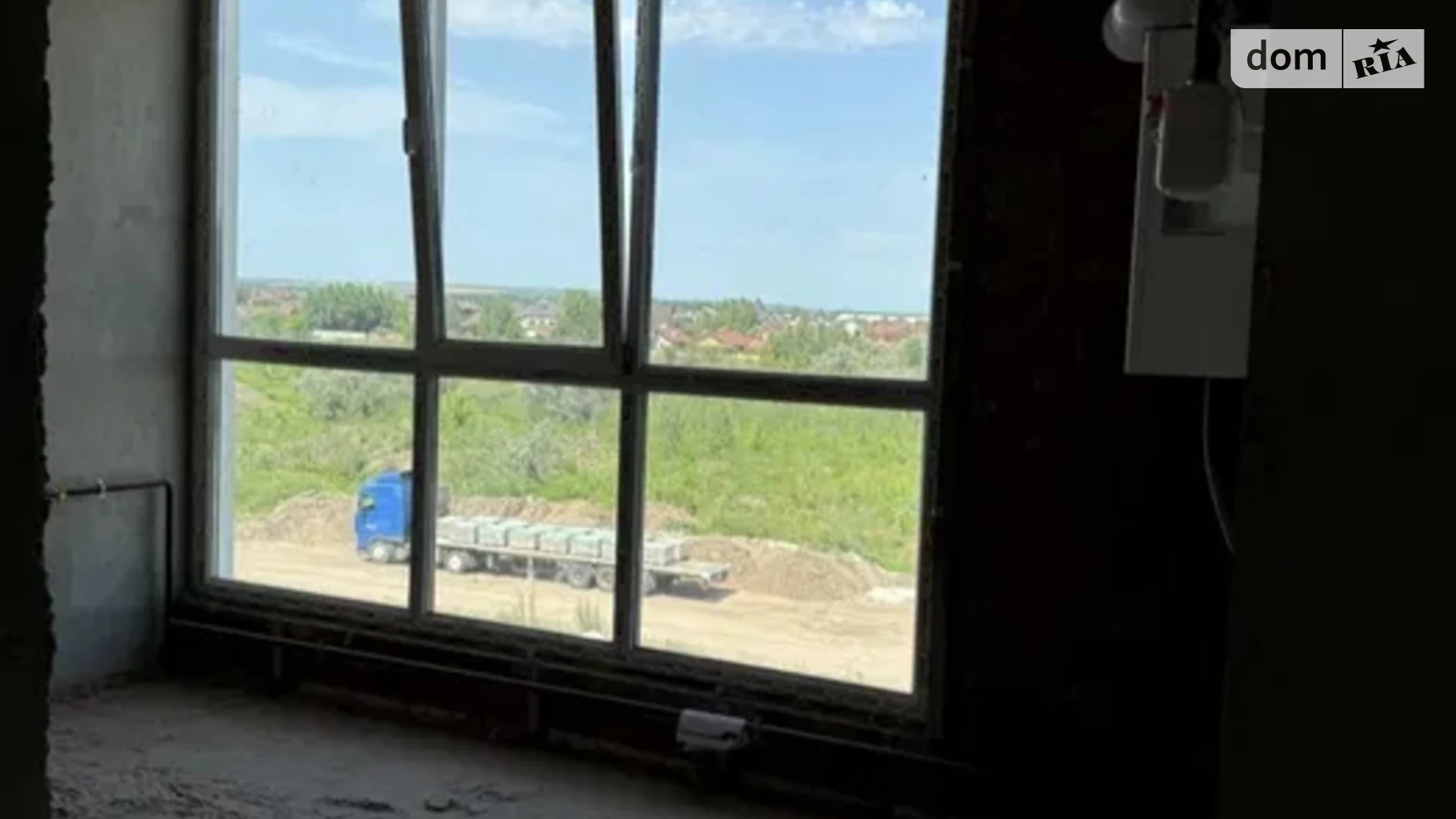 Продается 1-комнатная квартира 52 кв. м в Слобожанском, ул. Содружества, 5 - фото 2