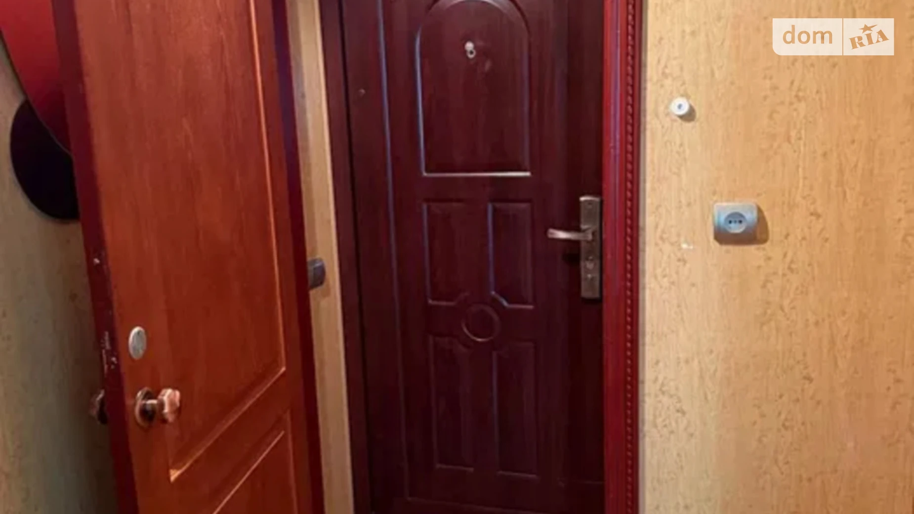 Продается 1-комнатная квартира 28.1 кв. м в Кривом Роге, ул. Бирюзова, 11 - фото 2