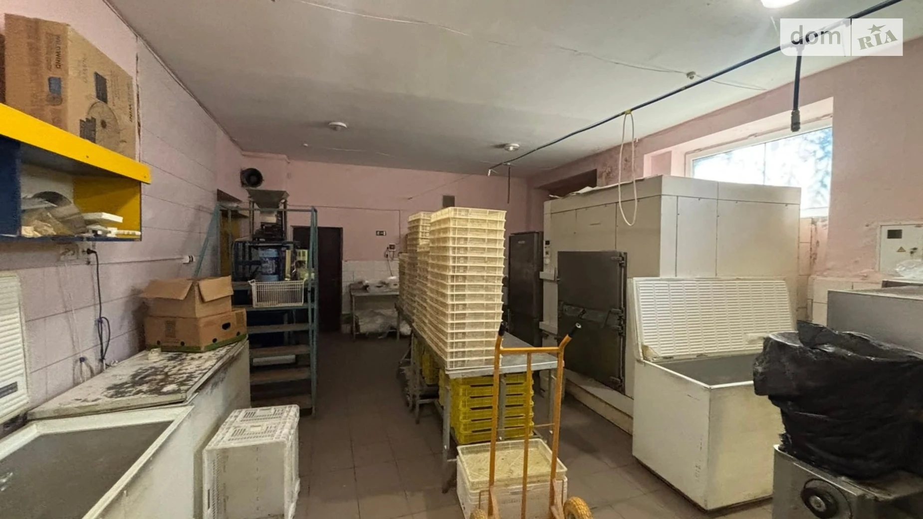 Продається приміщення вільного призначення 190.2 кв. м в 1-поверховій будівлі, цена: 160000 $ - фото 2