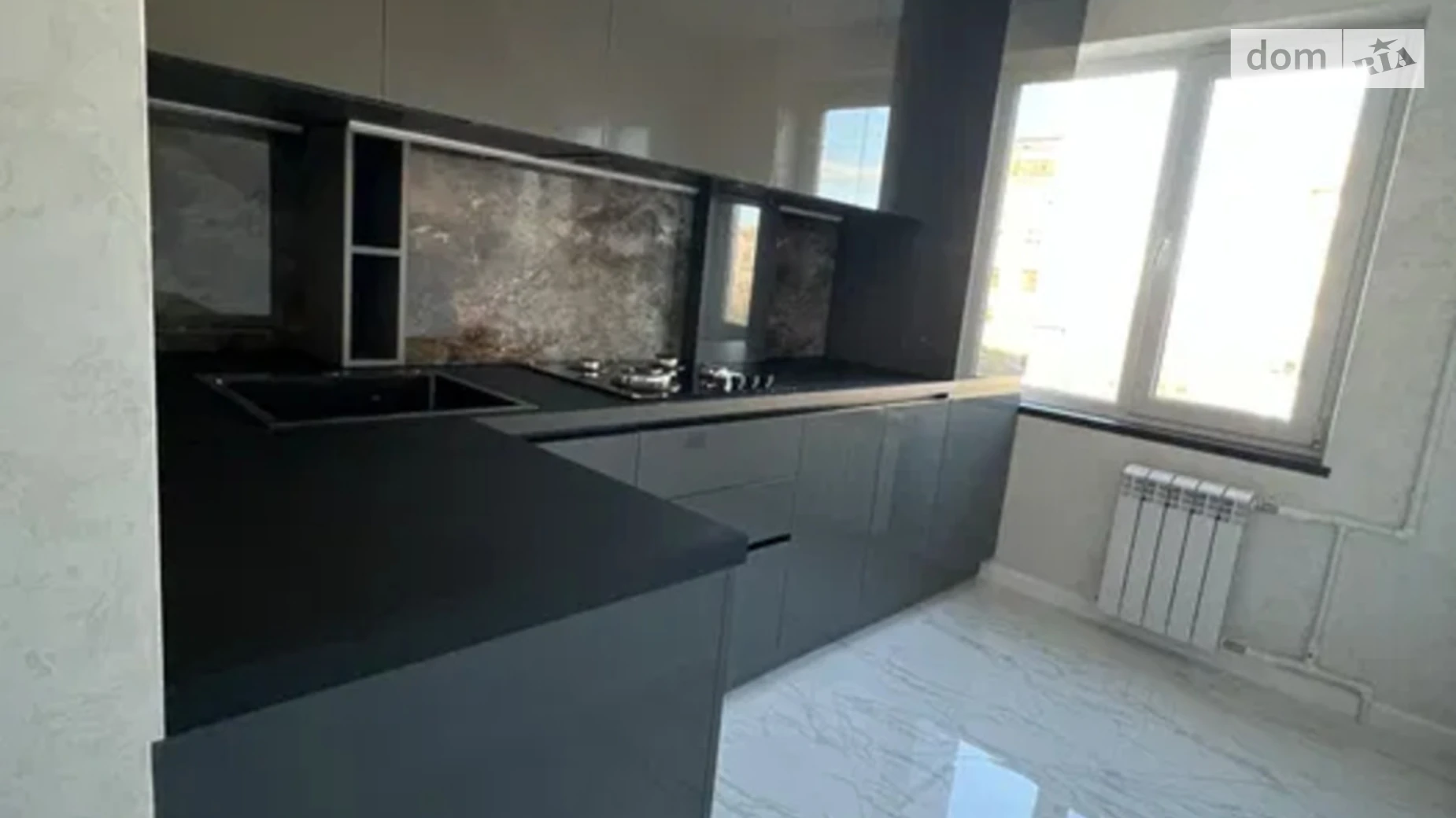 Продается 2-комнатная квартира 45 кв. м в Кривом Роге, ул. Свято-Николаевская(Ленина), 26 - фото 3