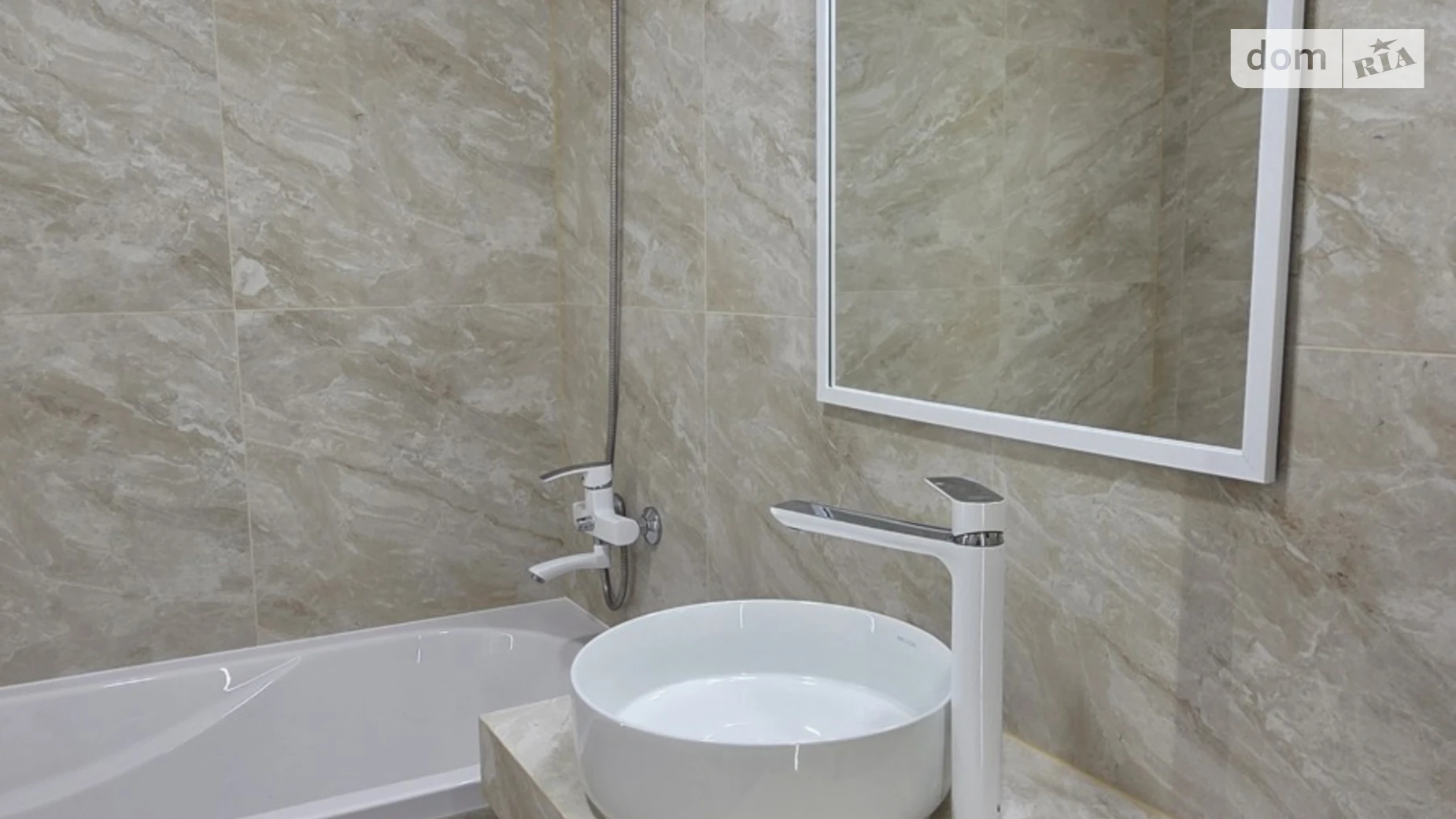 2-кімнатна квартира 50 кв. м у Тернополі, цена: 75000 $ - фото 3