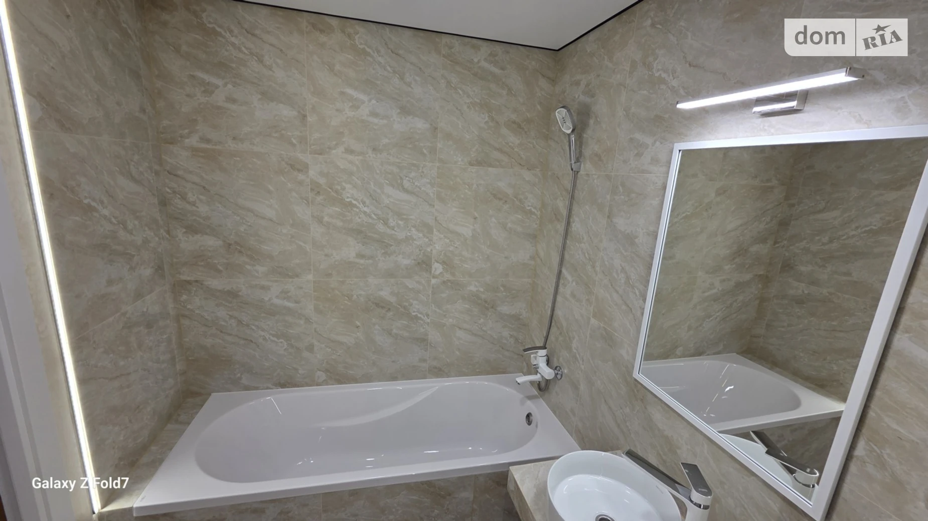 2-кімнатна квартира 50 кв. м у Тернополі, цена: 75000 $ - фото 4