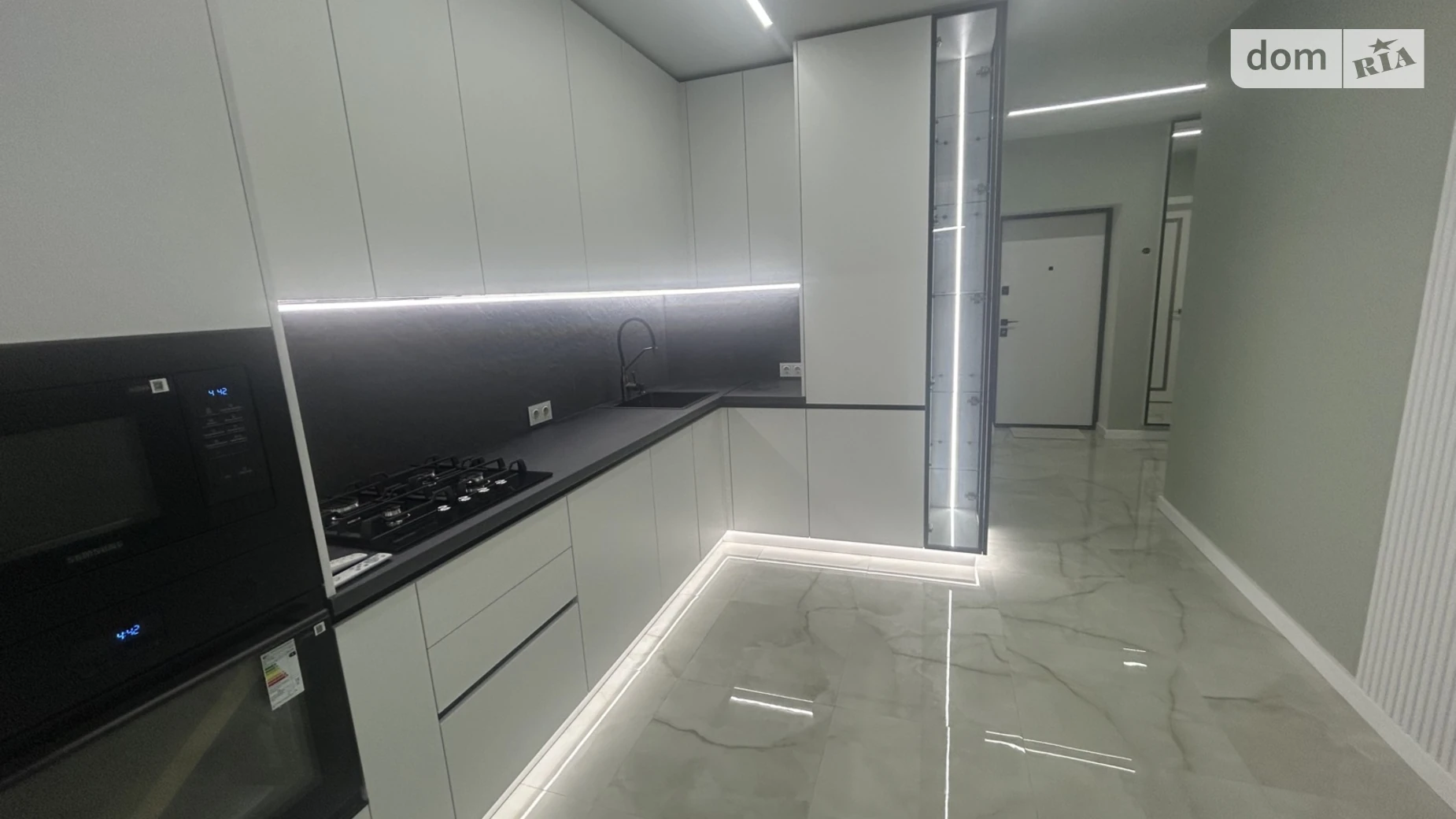 Продается 1-комнатная квартира 45.2 кв. м в Бармаках, мас. Слава победителям - фото 2