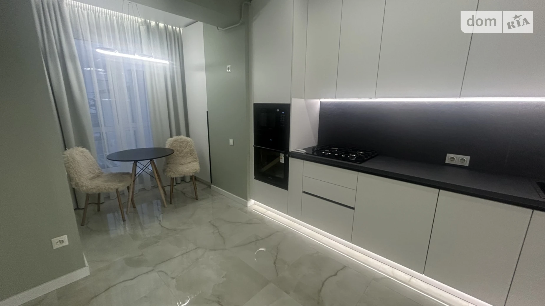 Продается 1-комнатная квартира 45.2 кв. м в Бармаках, мас. Слава победителям - фото 3