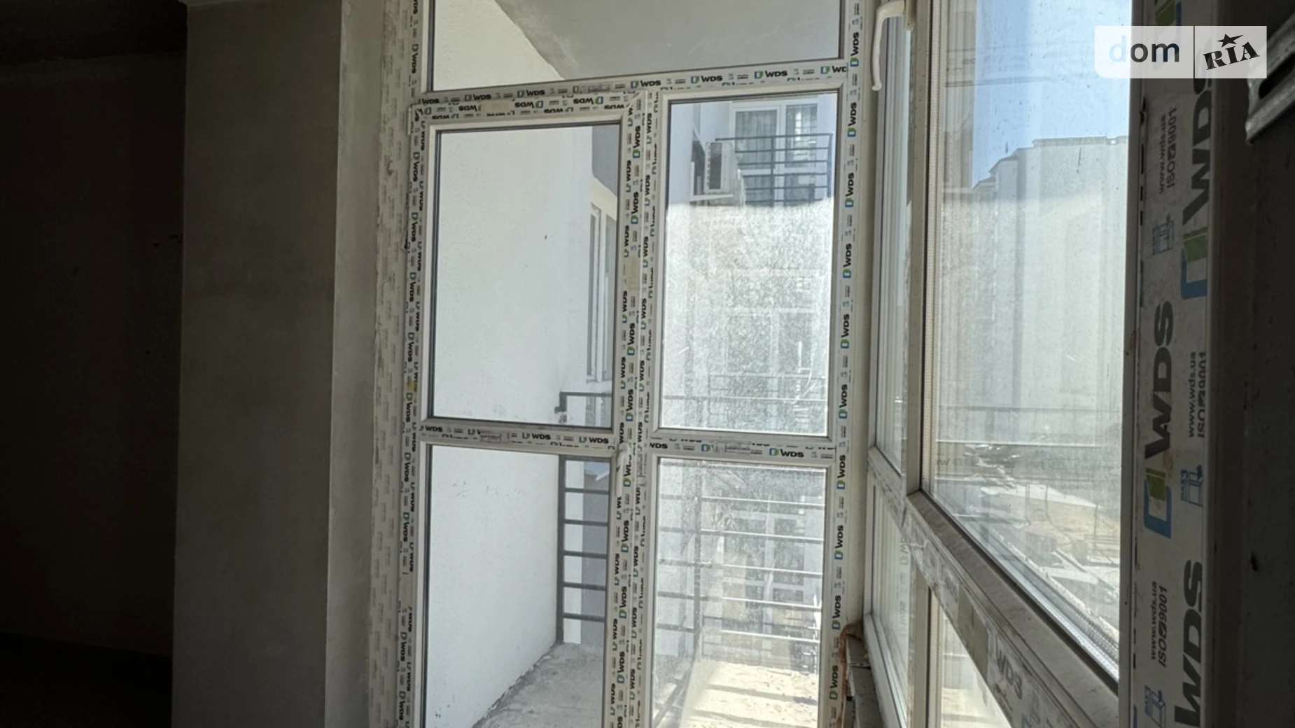 Продается 1-комнатная квартира 49.6 кв. м в Слобожанском, ул. Содружества, 7 - фото 2