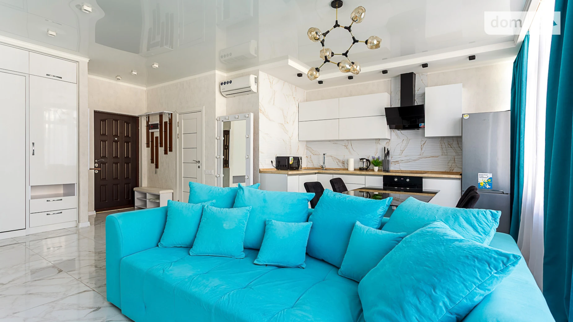 Продается 1-комнатная квартира 38.6 кв. м в Одессе, ул. Валерия Самофалова, 16А/5 - фото 2