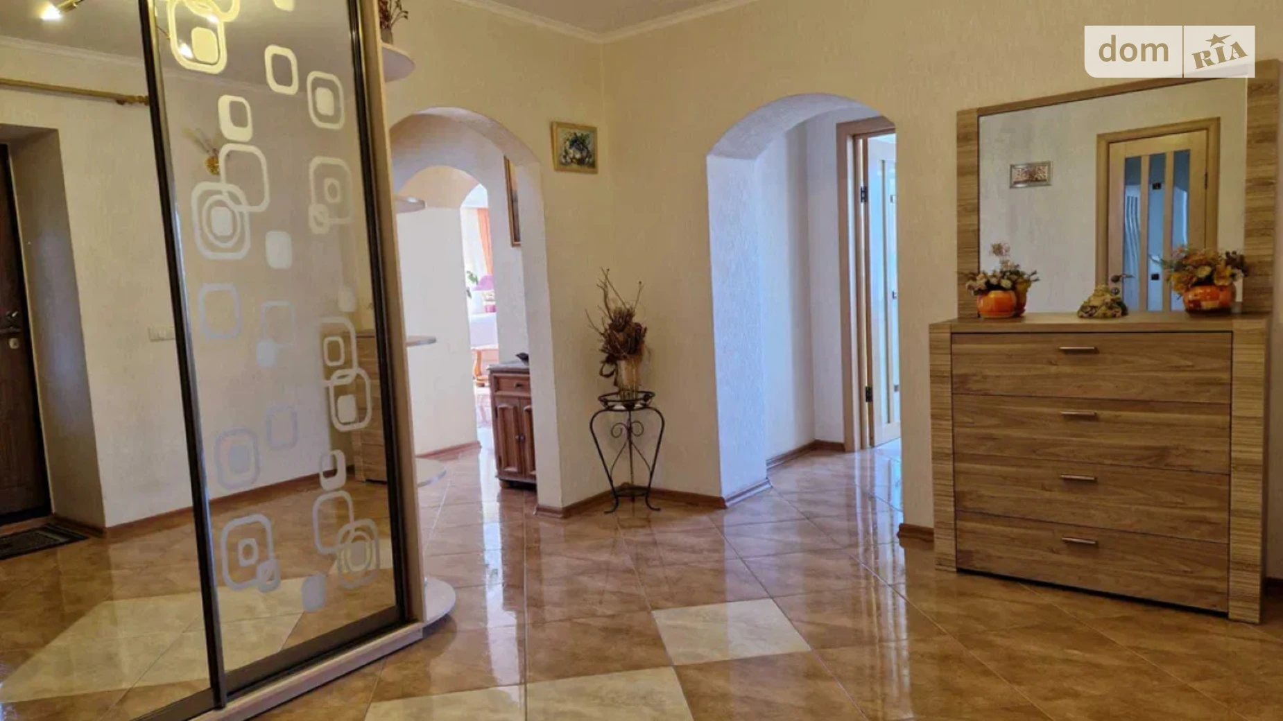 Продается дом на 2 этажа 200 кв. м с балконом, цена: 185000 $ - фото 5