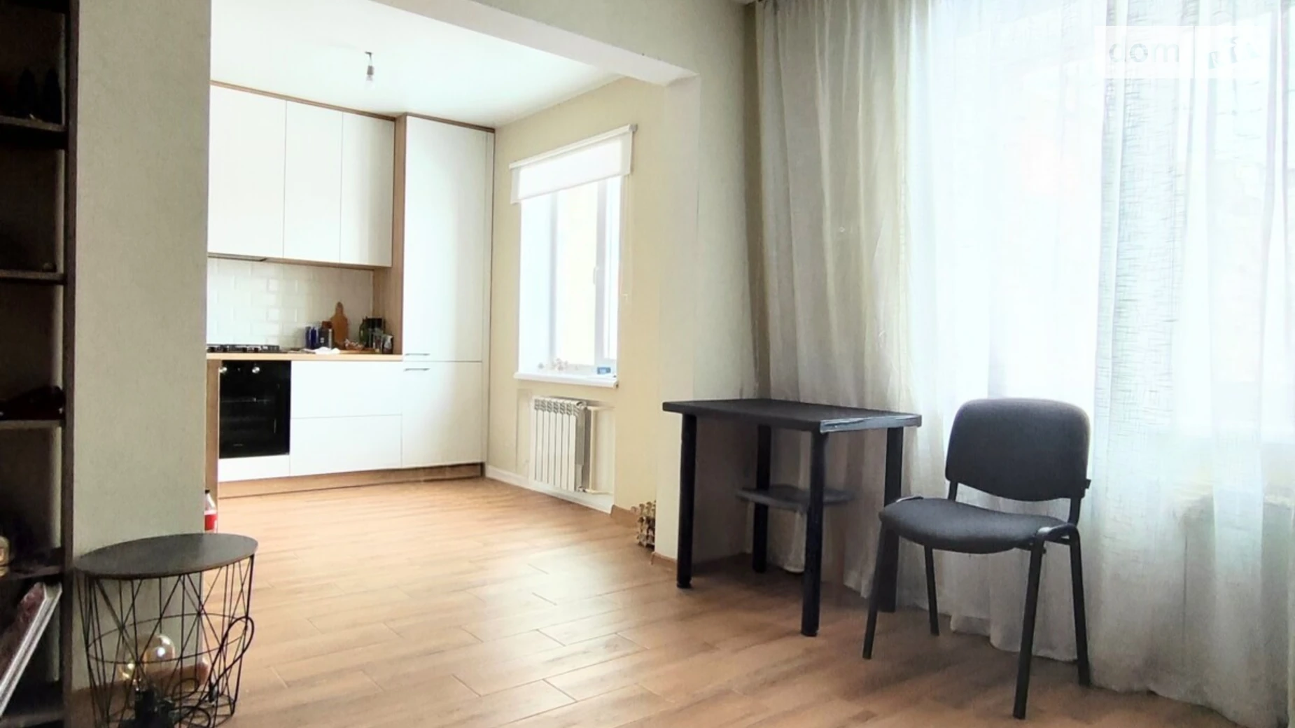 Продается 2-комнатная квартира 69.7 кв. м в Чернигове, ул. 1-й танковой бригады(Генерала Белова), 37/2 - фото 2