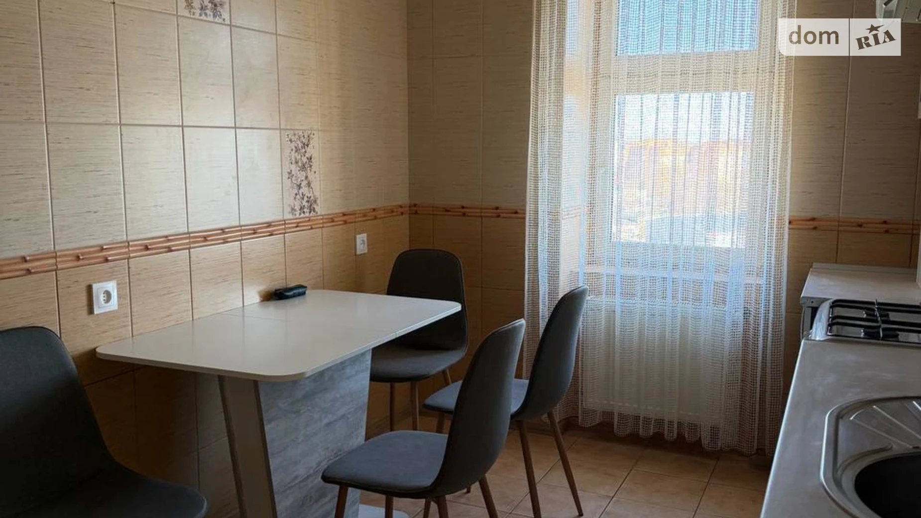 3-комнатная квартира 68.6 кв. м в Тернополе, ул. Троллейбусная, 17 - фото 4