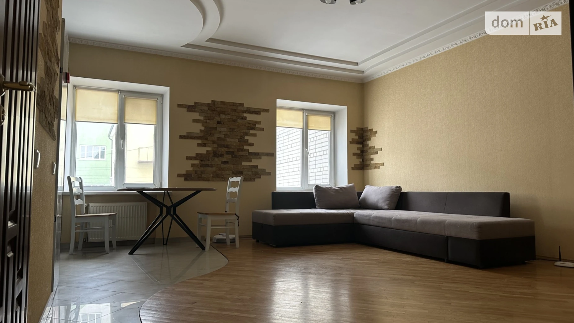 Продается 2-комнатная квартира 53.6 кв. м в, цена: 82000 $ - фото 2