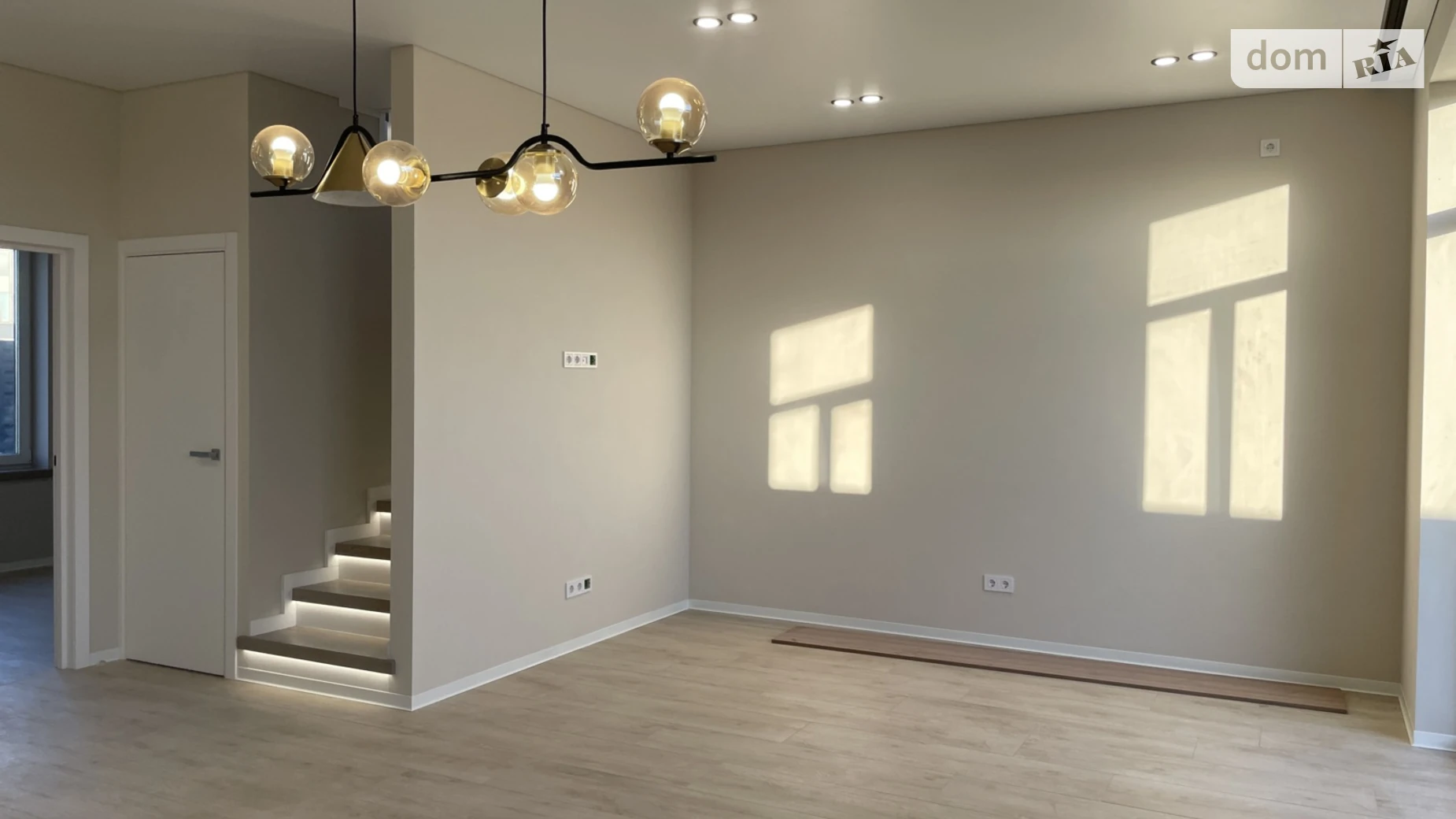 ул. Радужная Софиевская Борщаговка Львовский Маеток, цена: 162000 $ - фото 2