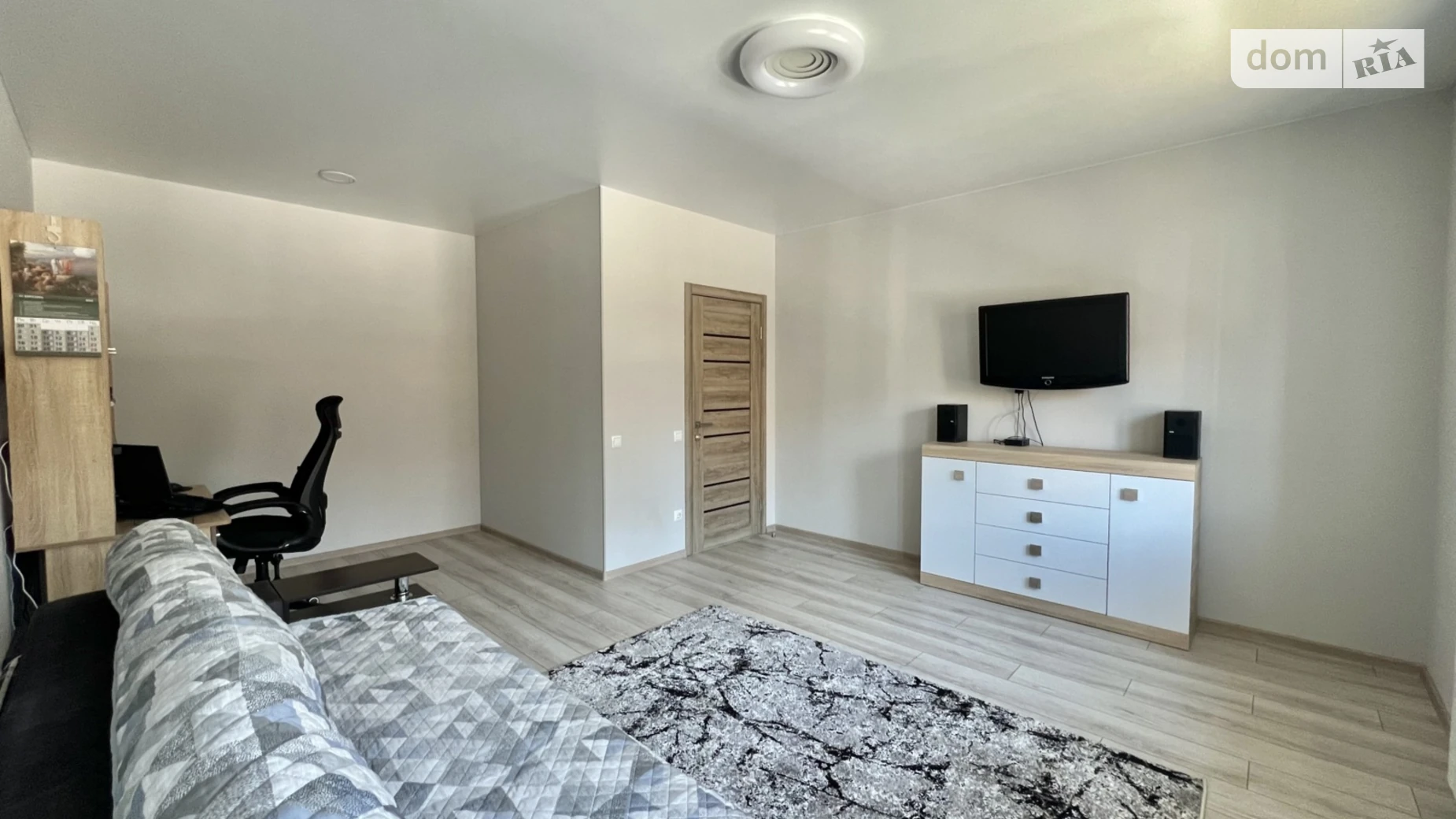 Продается 1-комнатная квартира 50.3 кв. м в, цена: 52000 $ - фото 2