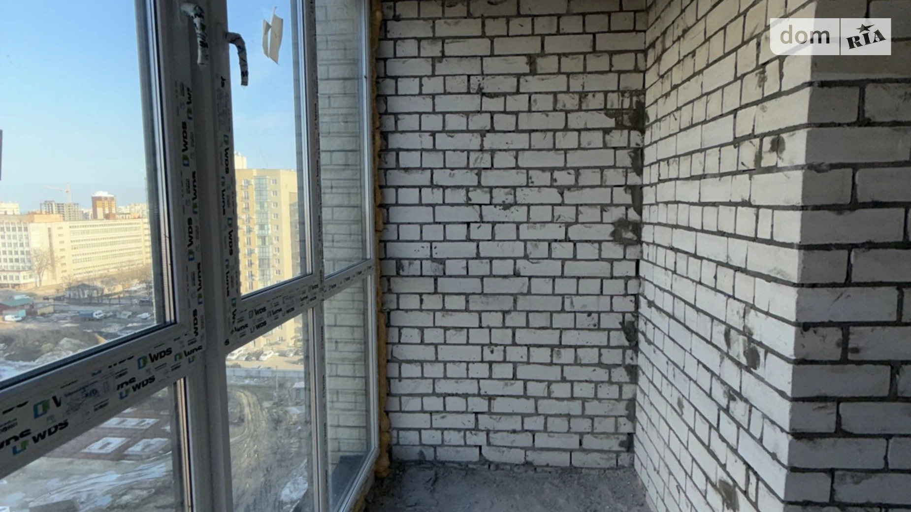 Продається 2-кімнатна квартира 76.8 кв. м у Черкасах, вул. Добровольчих Батальйонів, 203/1 - фото 2