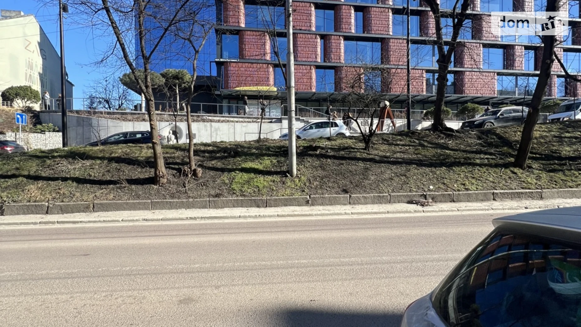 Продается помещения свободного назначения 52 кв. м в 3-этажном здании, цена: 69000 $ - фото 2