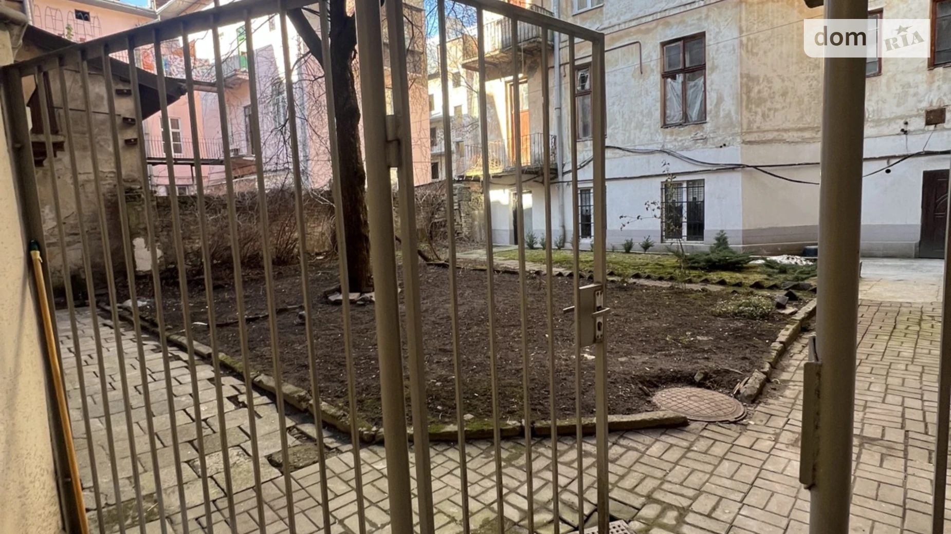 Продается помещения свободного назначения 52 кв. м в 3-этажном здании, цена: 69000 $ - фото 3