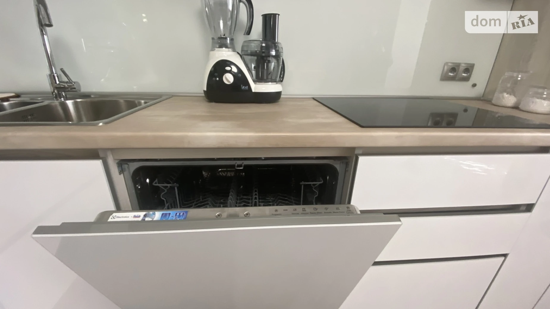 2-комнатная квартира 75 кв. м в Тернополе, цена: 95000 $ - фото 4