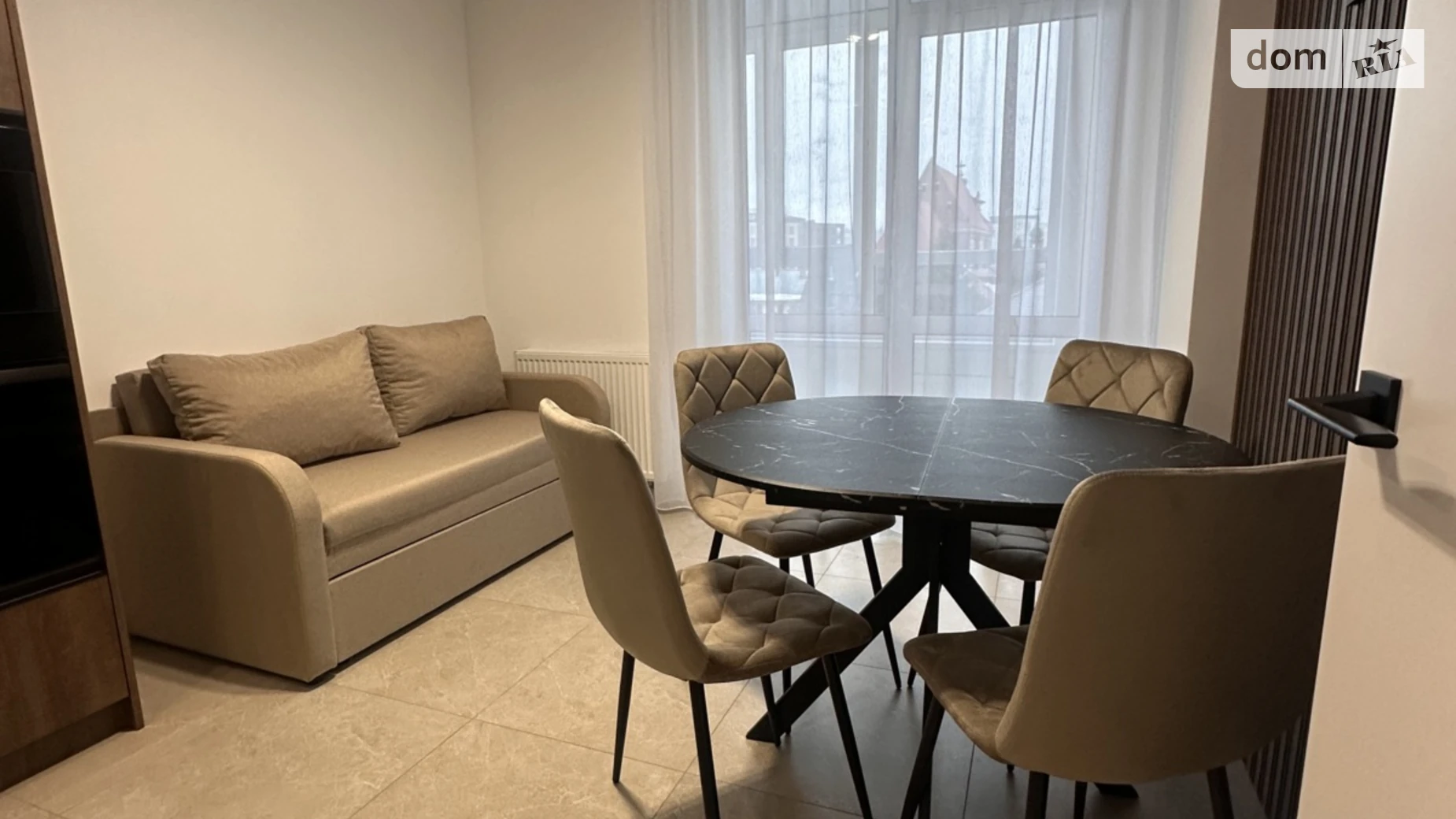 Продается 1-комнатная квартира 42 кв. м в Львове, ул. Линкольна Авраама, 4 - фото 2