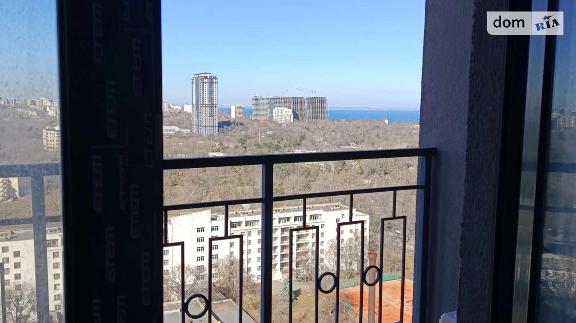 Продается 1-комнатная квартира 27 кв. м в Одессе, ул. Генуэзская, 1Г - фото 2