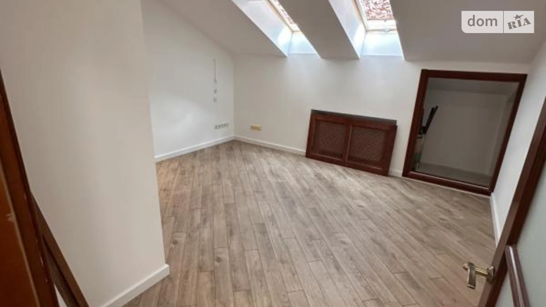 Продается 2-комнатная квартира 105.9 кв. м в Крыжановка, ул. вишневая, 1 - фото 3