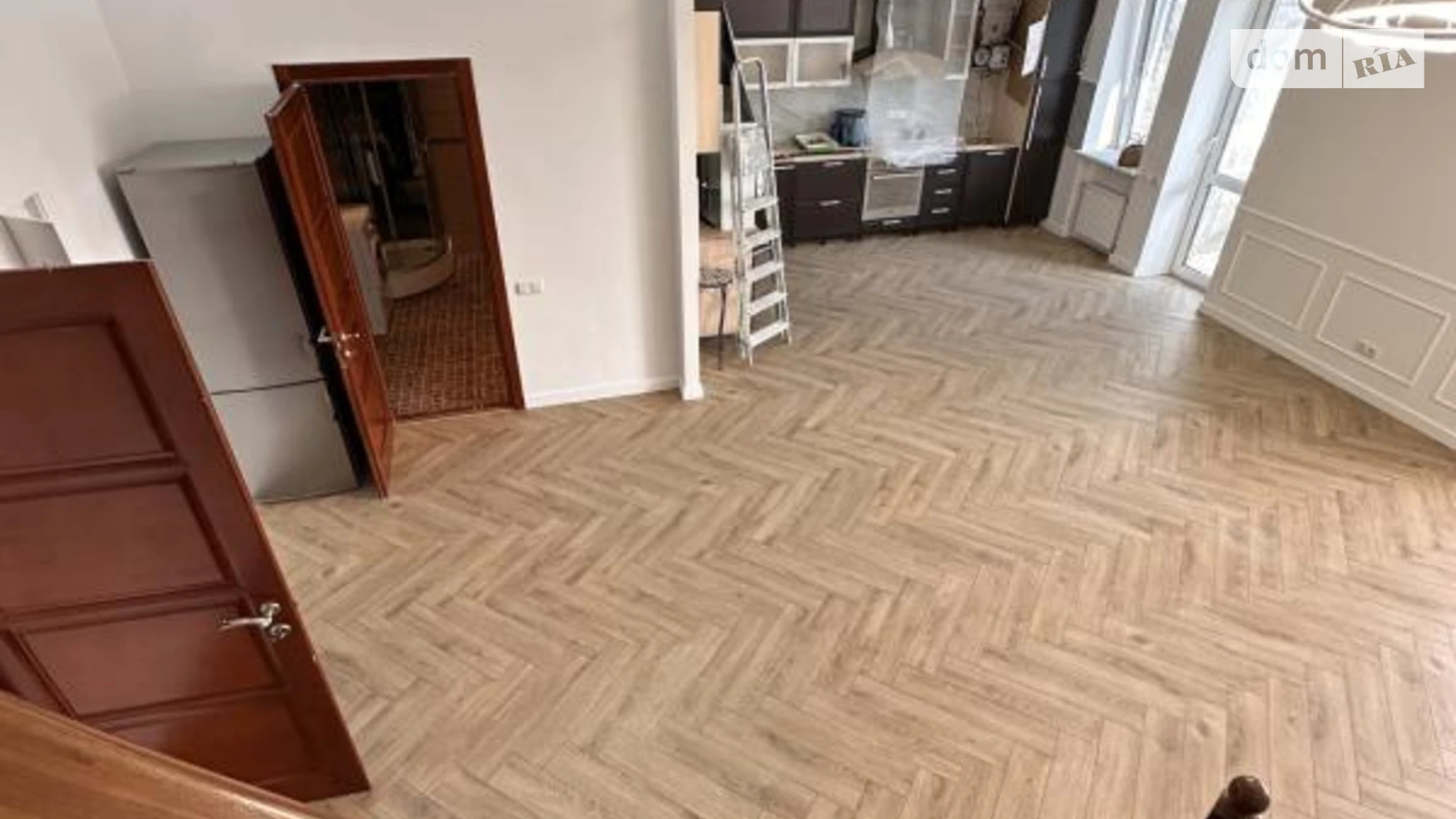 Продается 2-комнатная квартира 105.9 кв. м в Крыжановка, ул. вишневая, 1 - фото 2