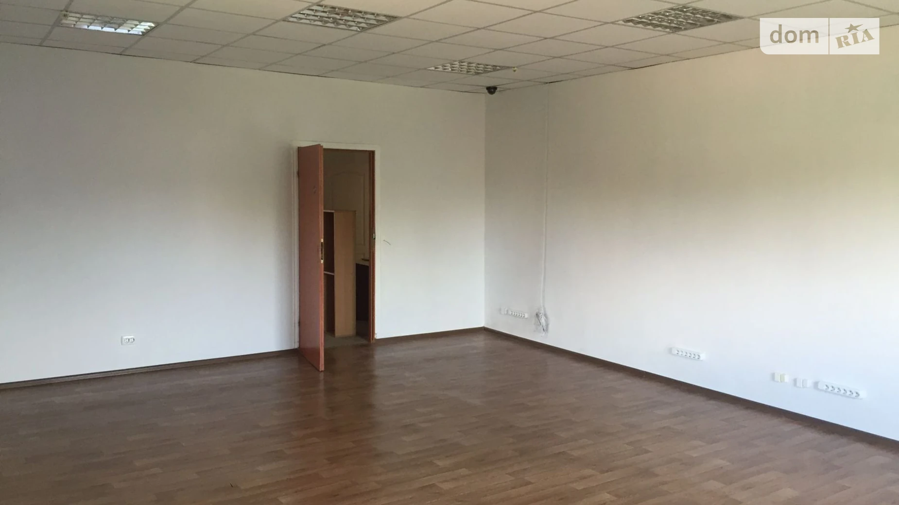 Продается офис 298 кв. м в бизнес-центре, цена: 223500 $ - фото 4