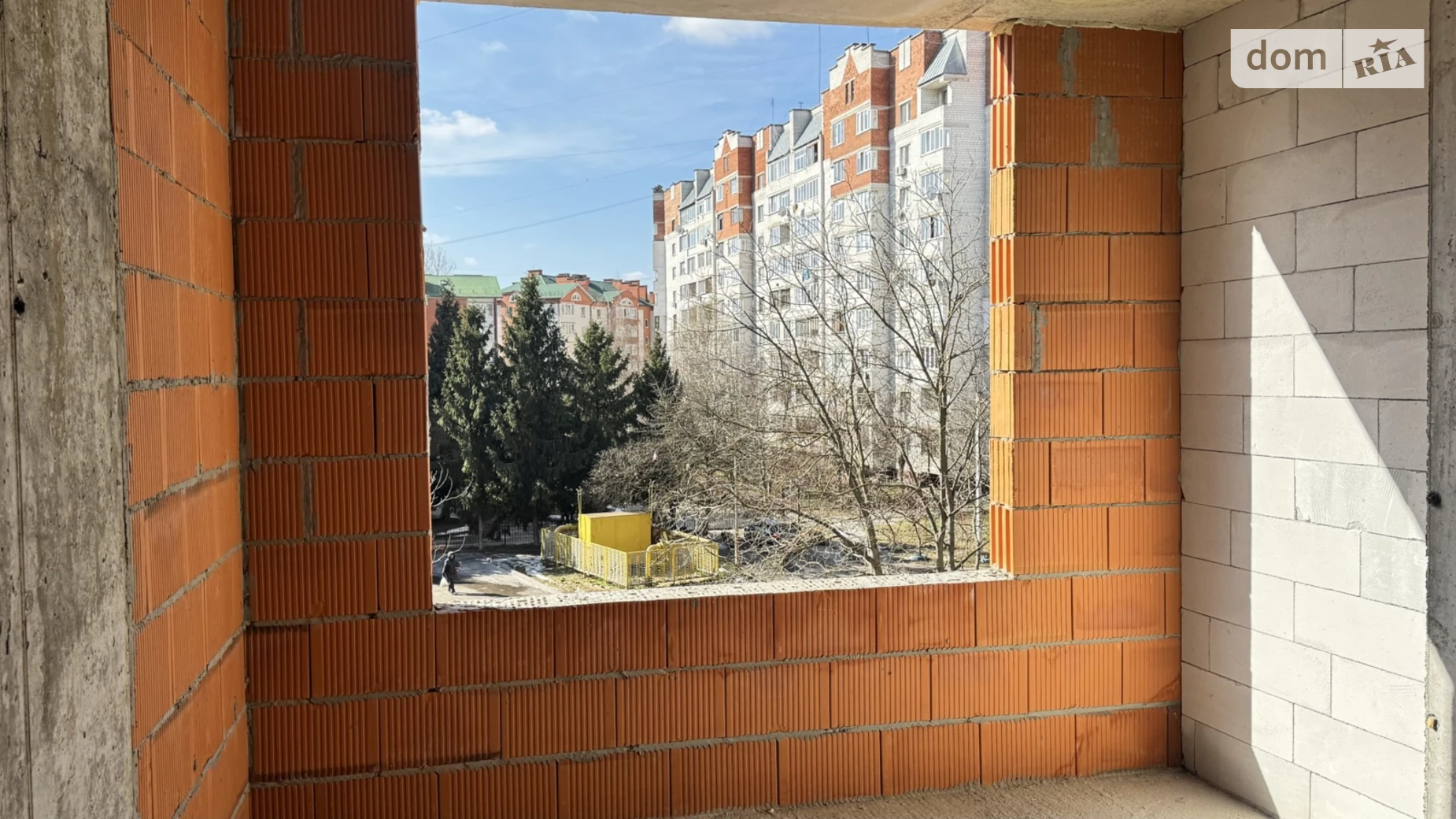 Продается 1-комнатная квартира 44.5 кв. м в Яремче, ул. Галицкая - фото 2