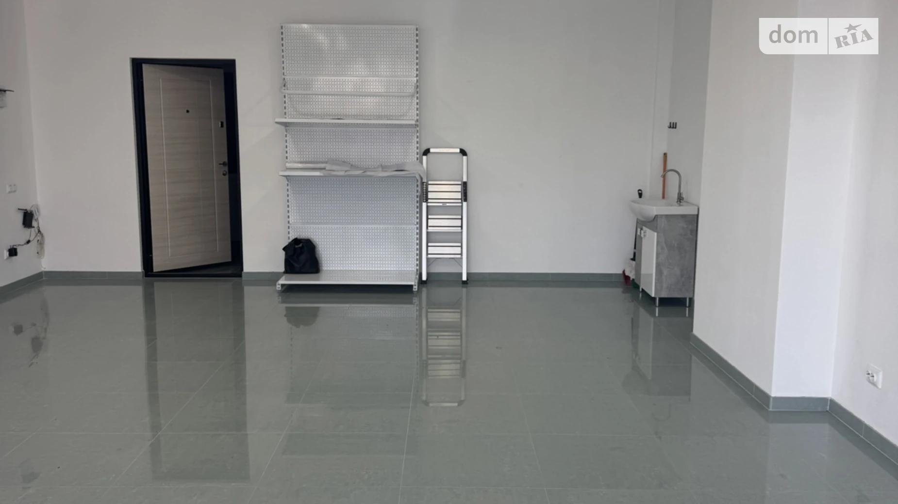 Сдается в аренду помещения свободного назначения 52.9 кв. м в 15-этажном здании, цена: 8990 грн - фото 4